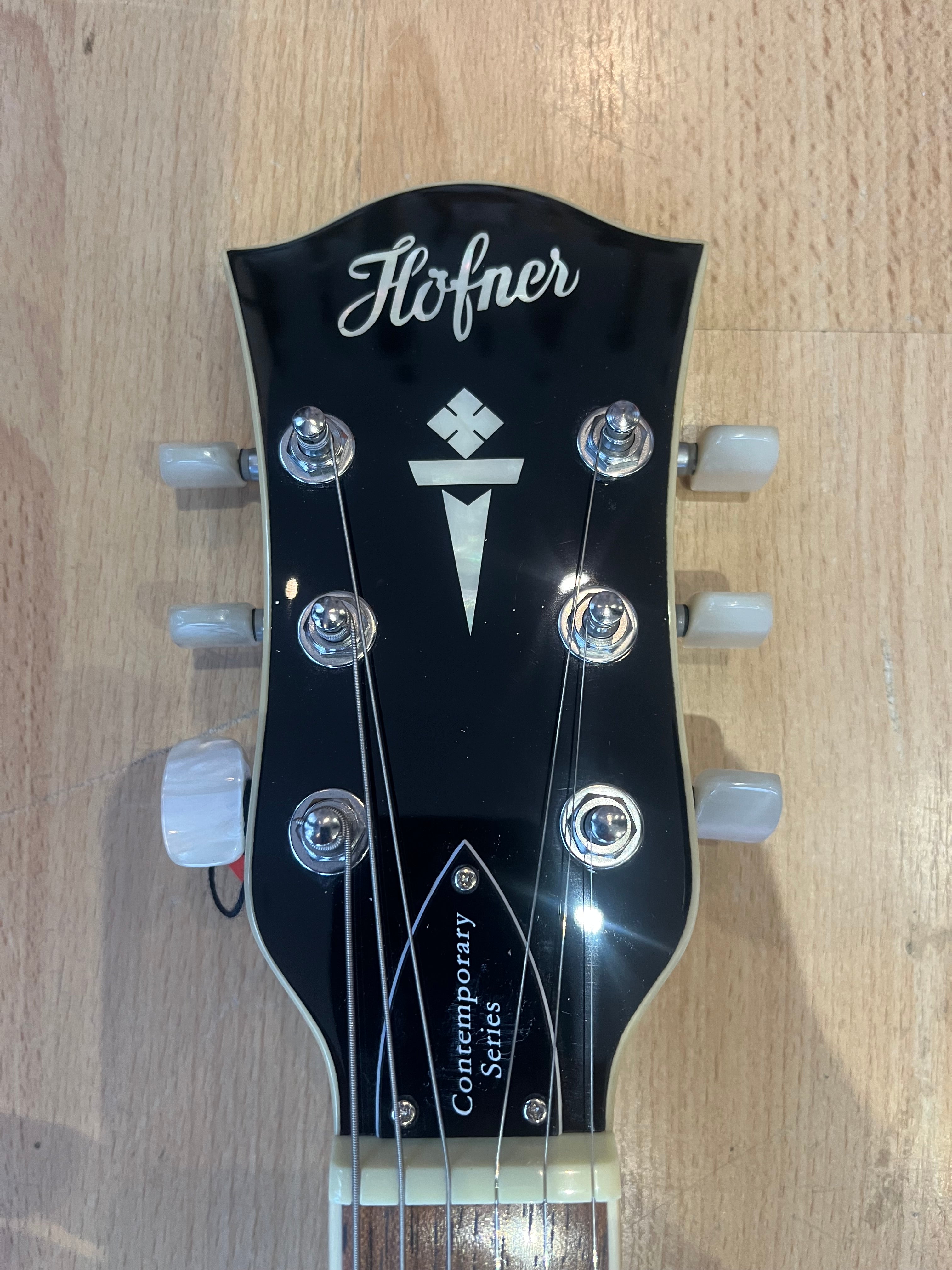 Hofner HCT Verythin – Sunburst