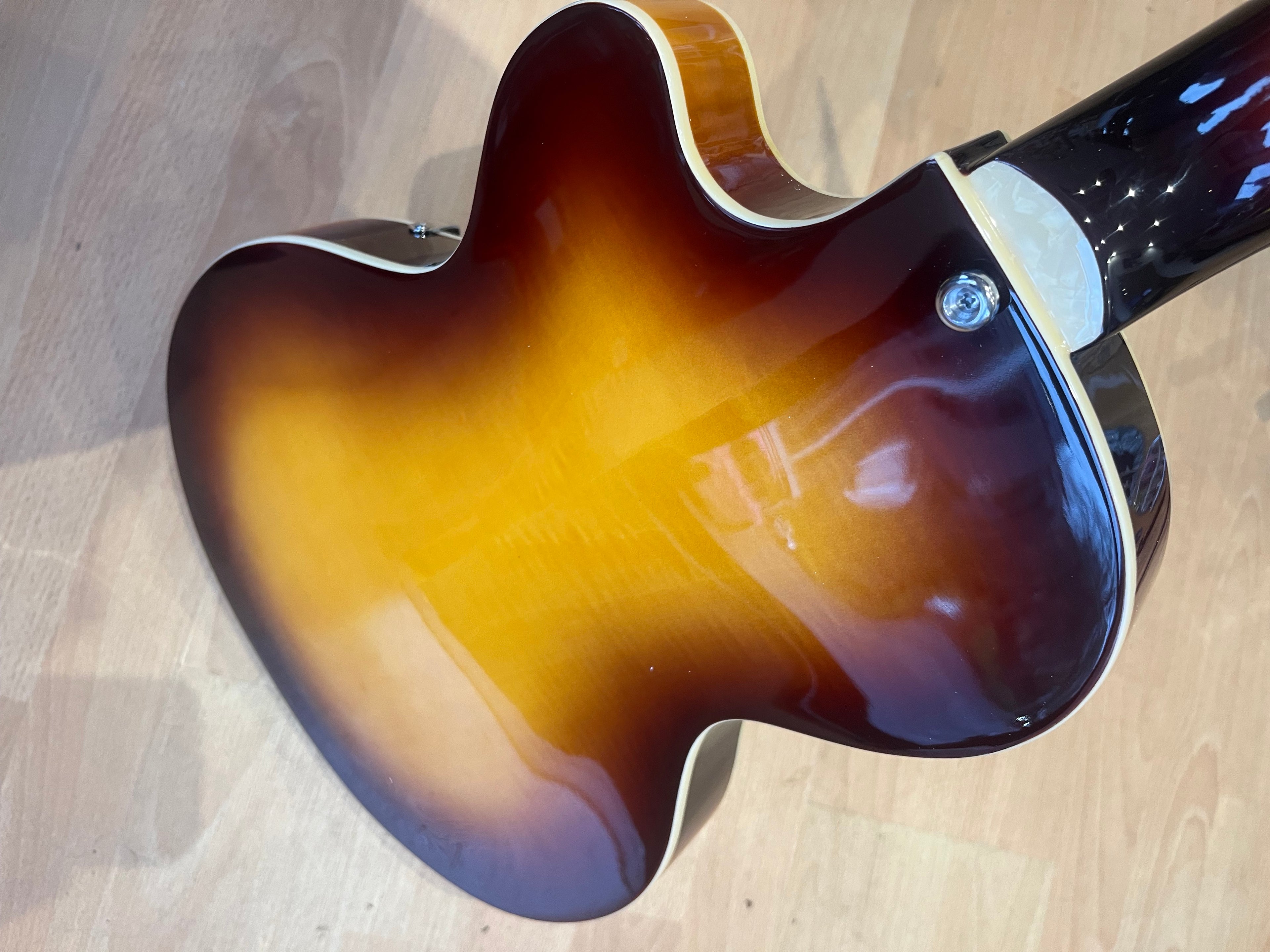 Hofner Ignition Club Bass – Sunburst
