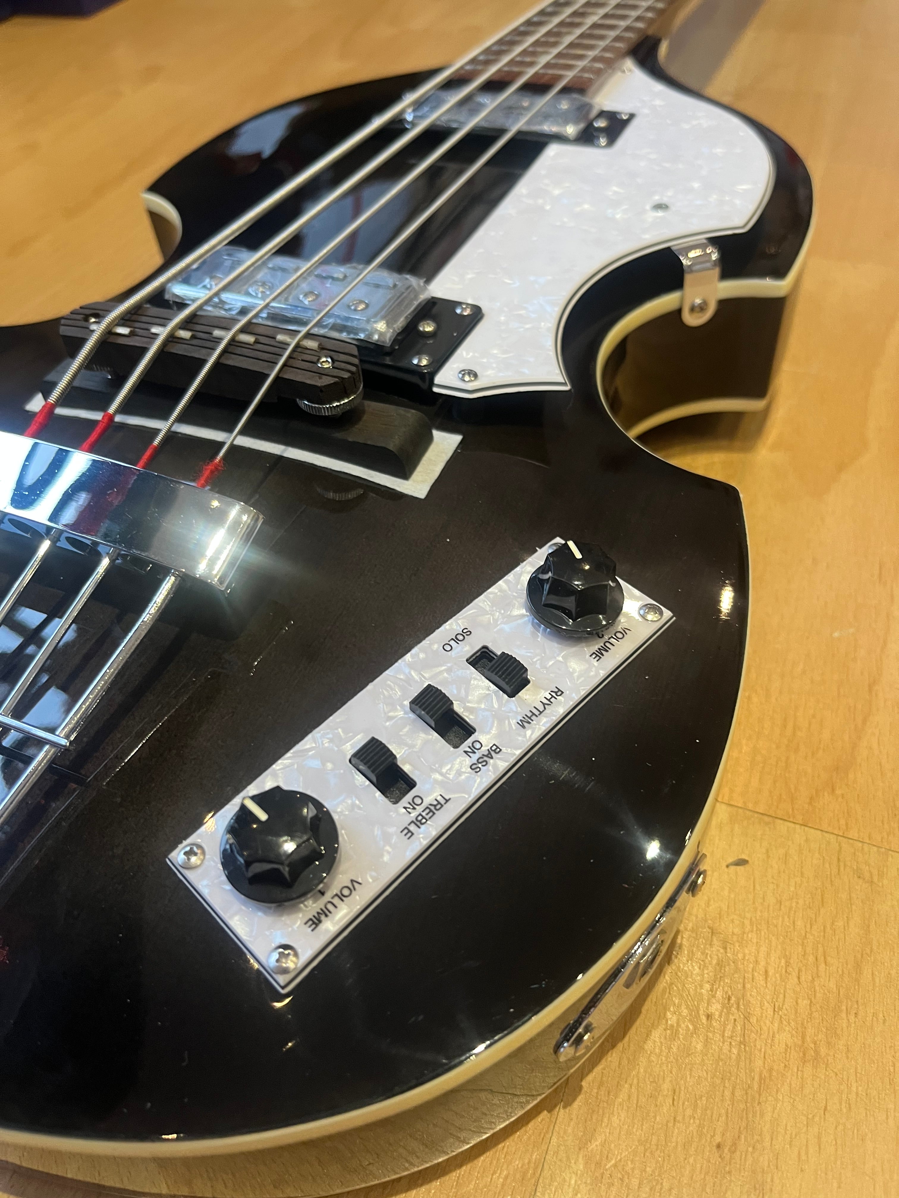 Hofner Ignition Violin Bass Transparent Black