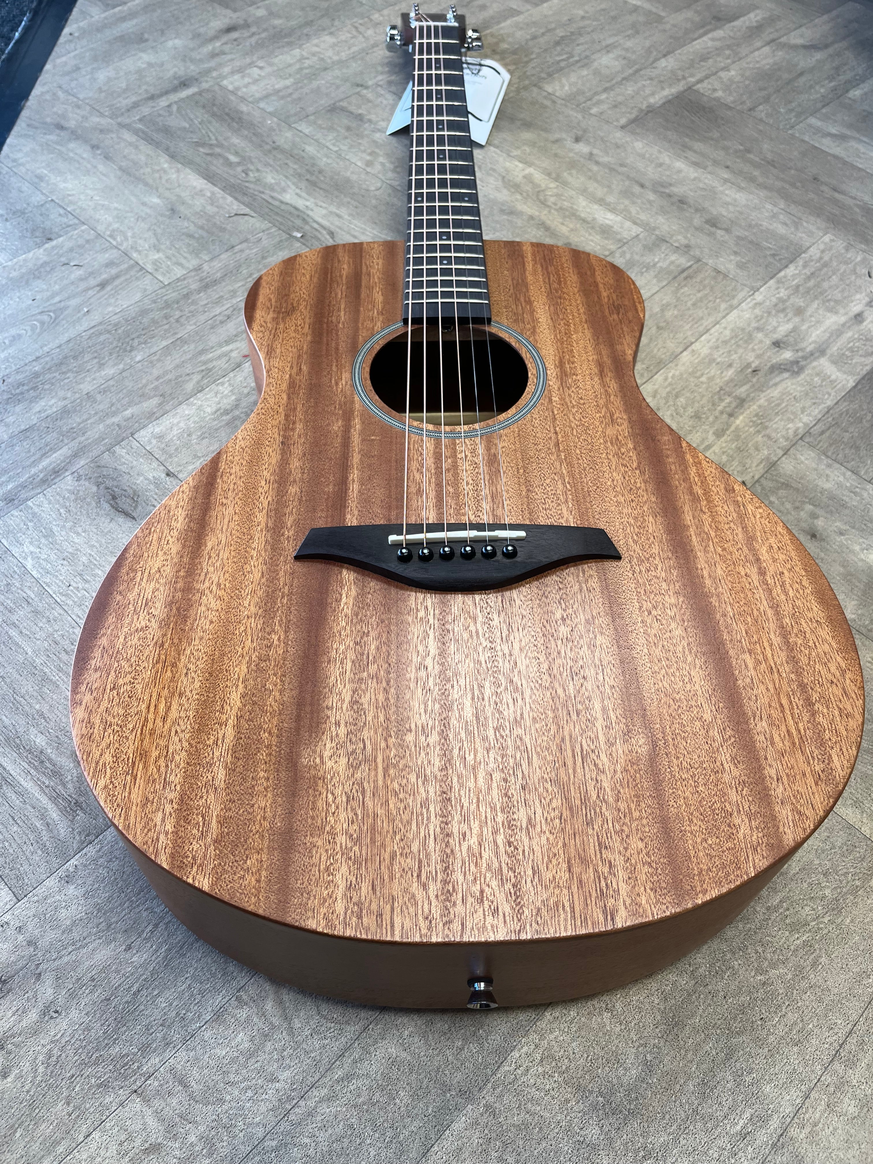 Vintage V300 Acoustic Folk Guitar Outfit – Solid Top Mahogany