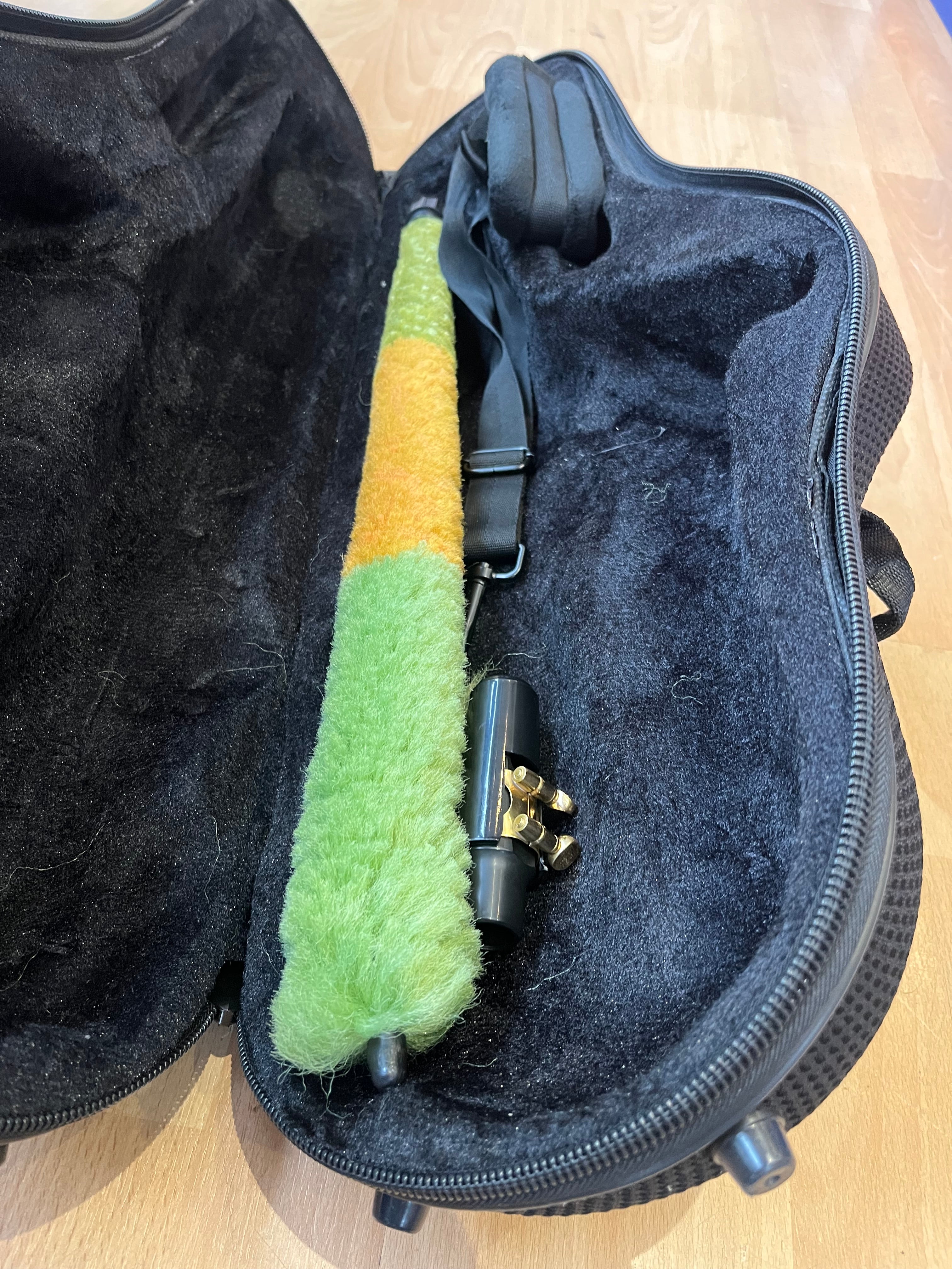 Odyssey Alto Saxophone – Gold Lacquer - MINT CONDITION