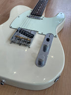 Squier Telecaster Standard Series in Vintage White - good condition