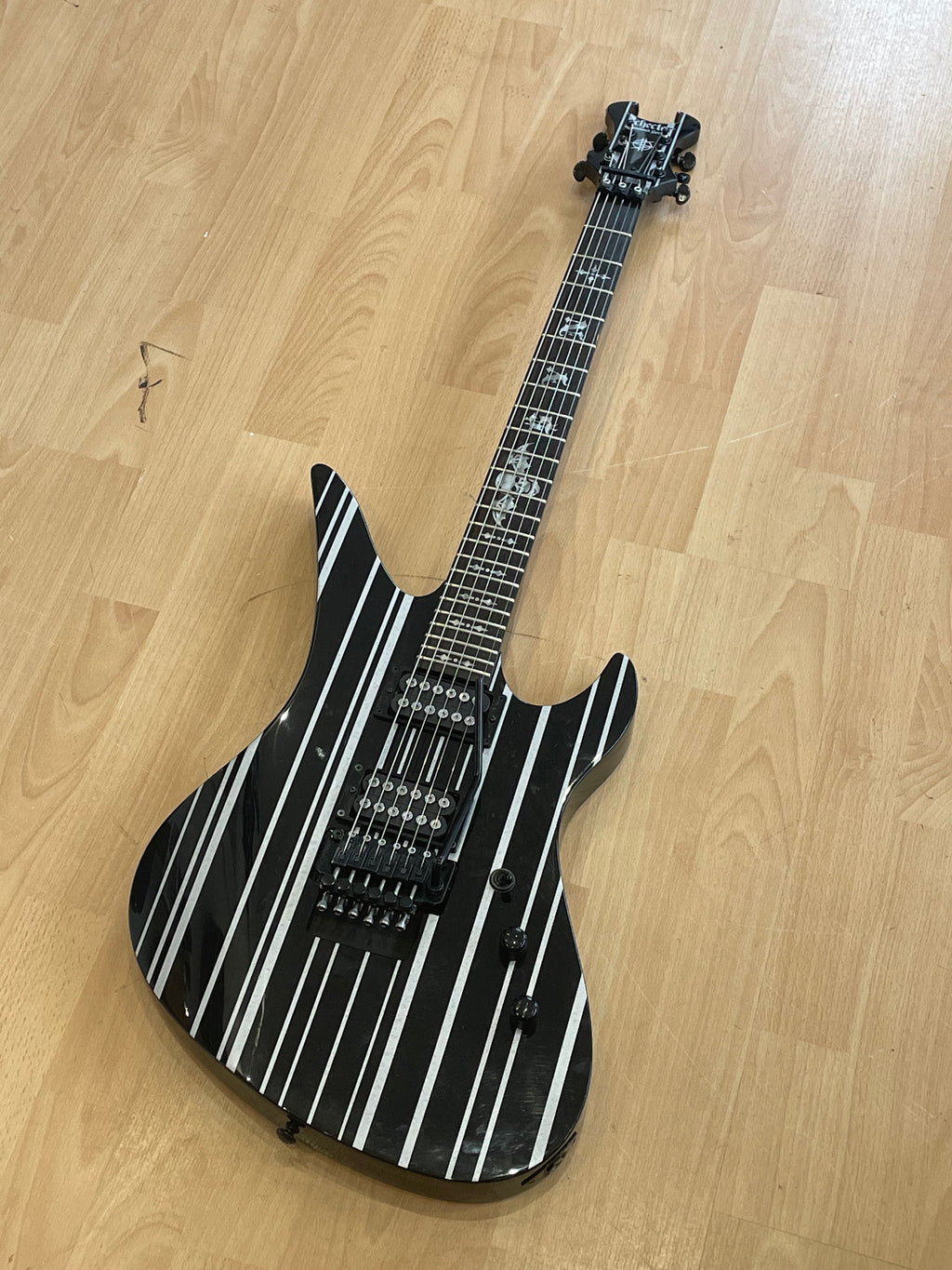 Schecter Synyster Custom, Gloss Black with Silver Pin Stripes - Great Condition
