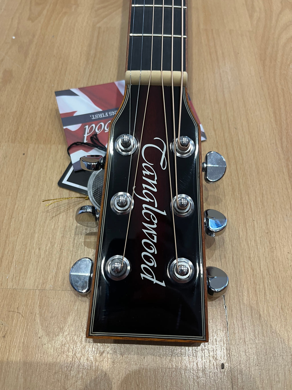 Premium Full-Size Acoustic Guitar – Excellent Sound & Value