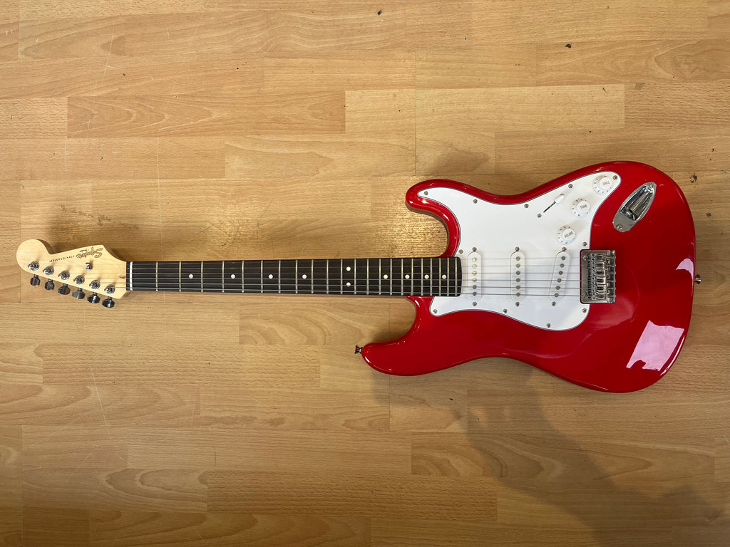 Squier Stratocaster – Red Finish - EXCELLENT CONDITION