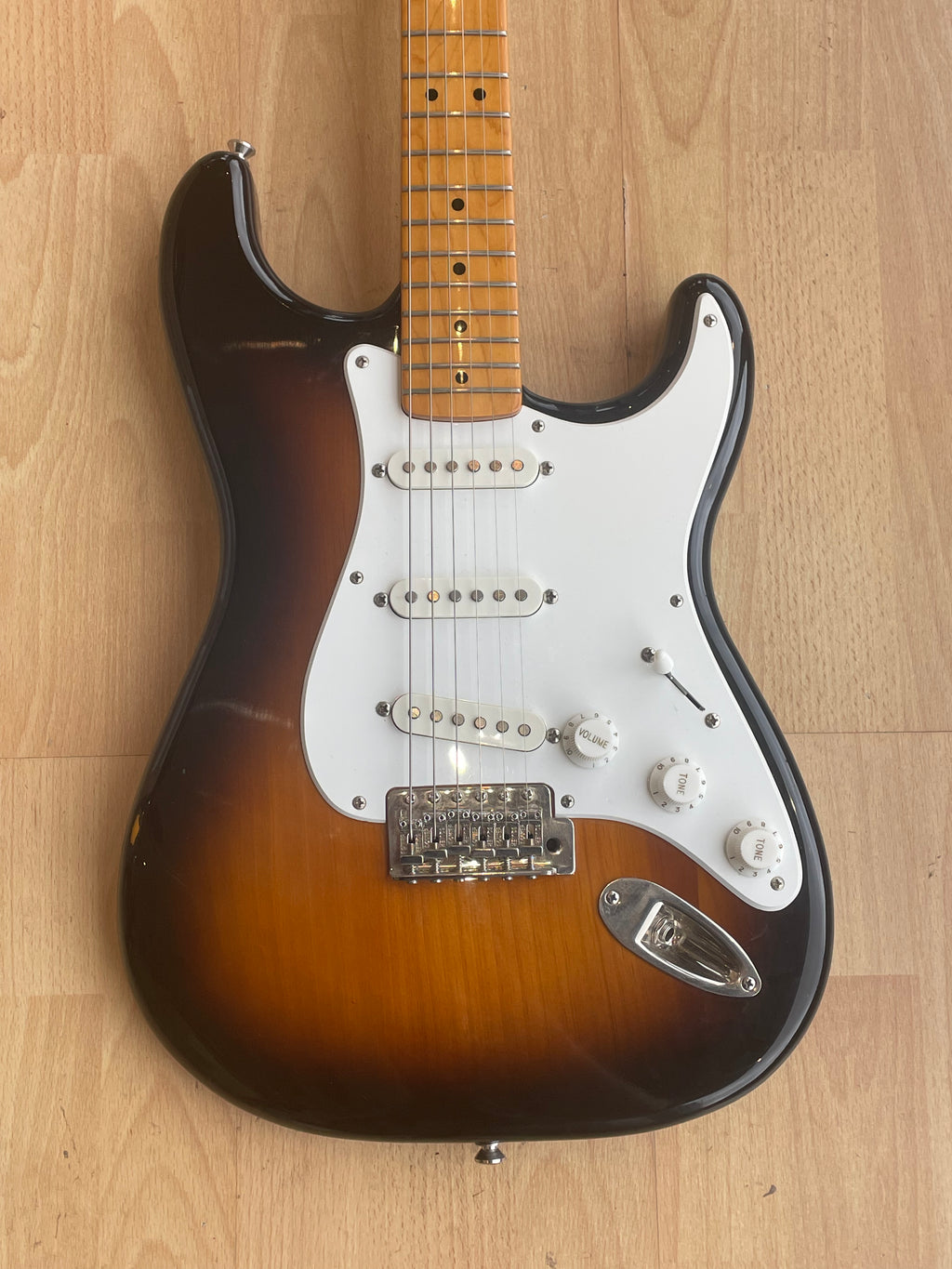 Squire Classic Vibe 50’s Stratocaster Sunburst - Great Condition