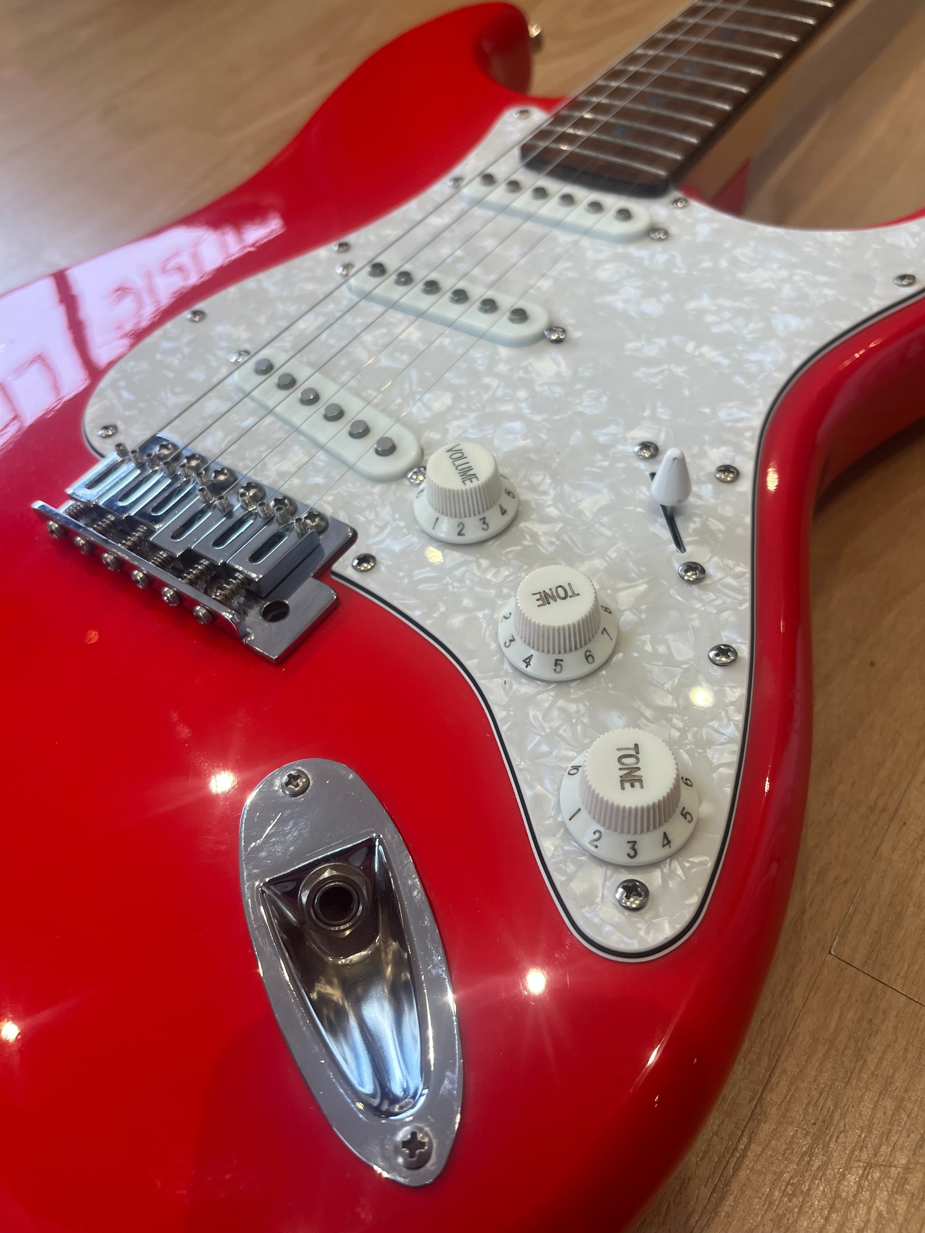 Squier Stratocaster – Red Finish with Pearloid Pickguard - GOOD CONDITION
