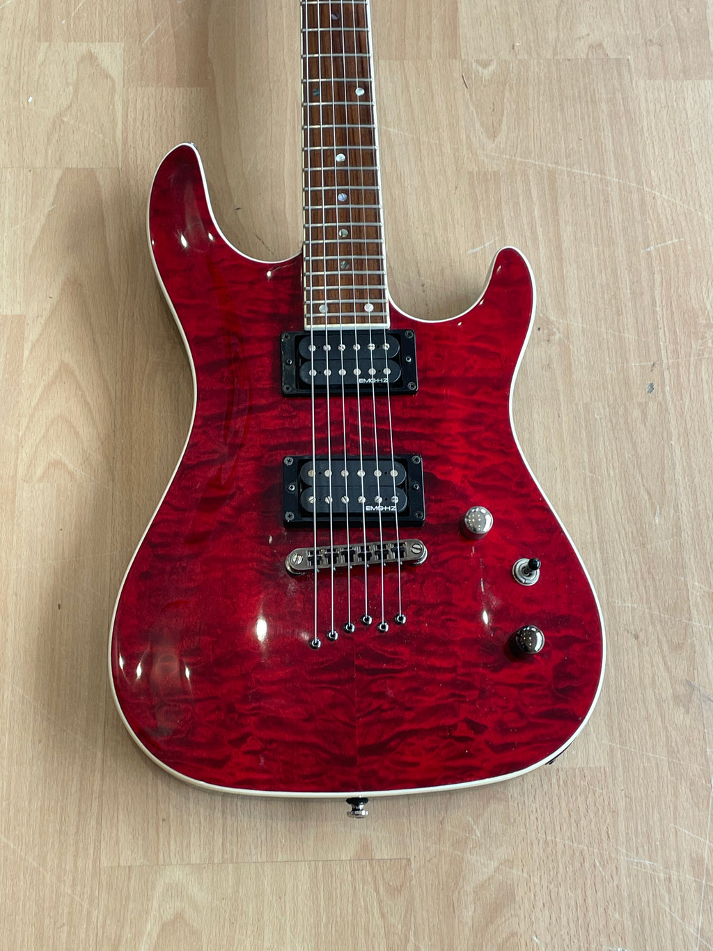 Cort KX1Q in Black Cherry -24 Fret - Excellent Condition