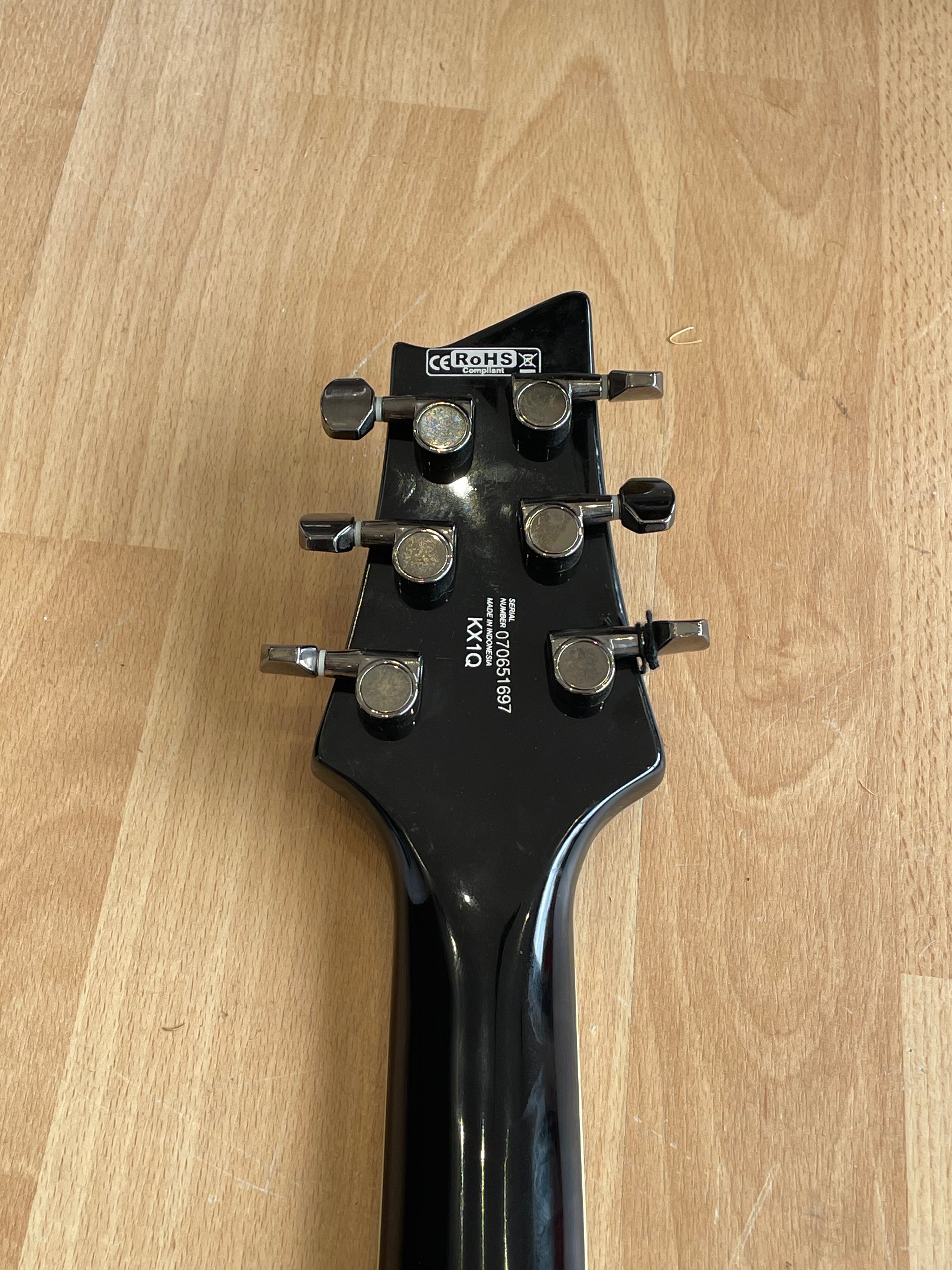 Cort KX1Q in Black Cherry -24 Fret - Excellent Condition