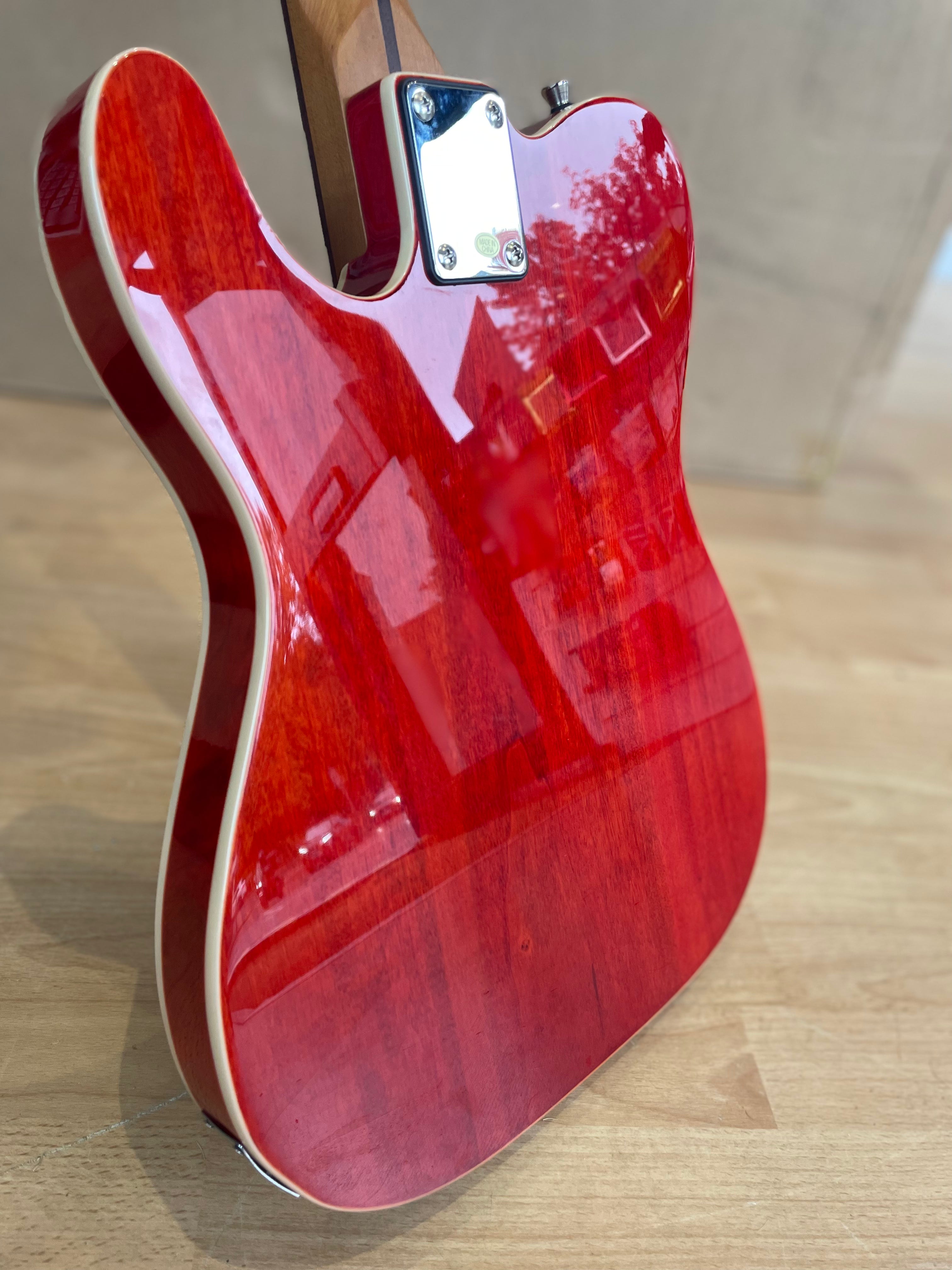 Northstar Pro NSP2NA - single cutaway electric guitar - P90s and red woodgrain finish