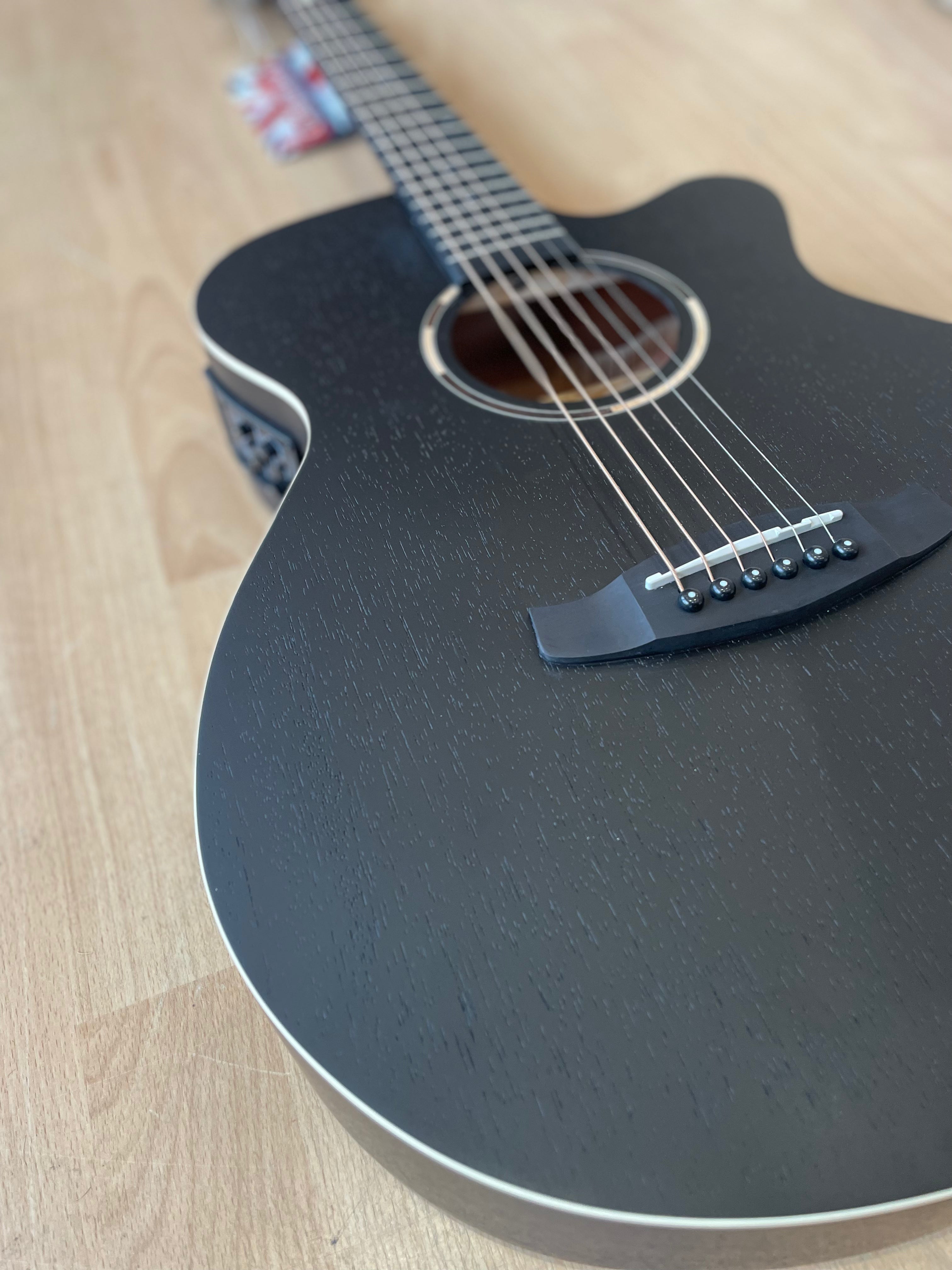 Tanglewood 'BLACKBIRD' Series - Super Folk Cutaway, All Mahogany, Smokestack Black Satin