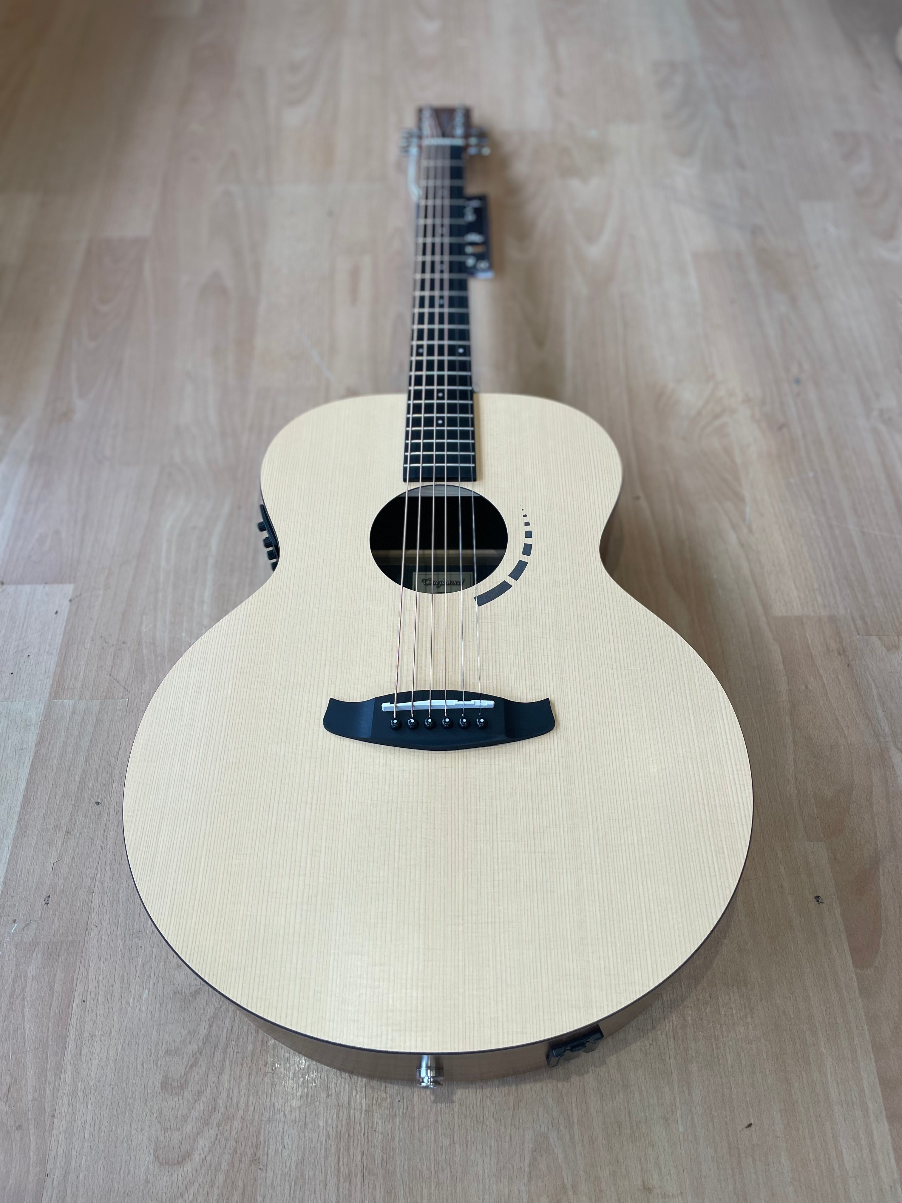 Tanglewood Metropolitan - Spruce Top, Folk Shape Electro Acoustic