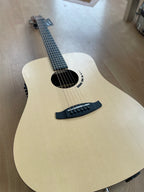 Tanglewood Metropolitan - Spruce Top, Dreadnought Shape Electro Acoustic