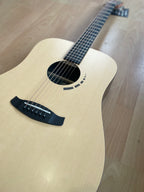 Tanglewood Metropolitan - Spruce Top, Dreadnought Shape Electro Acoustic