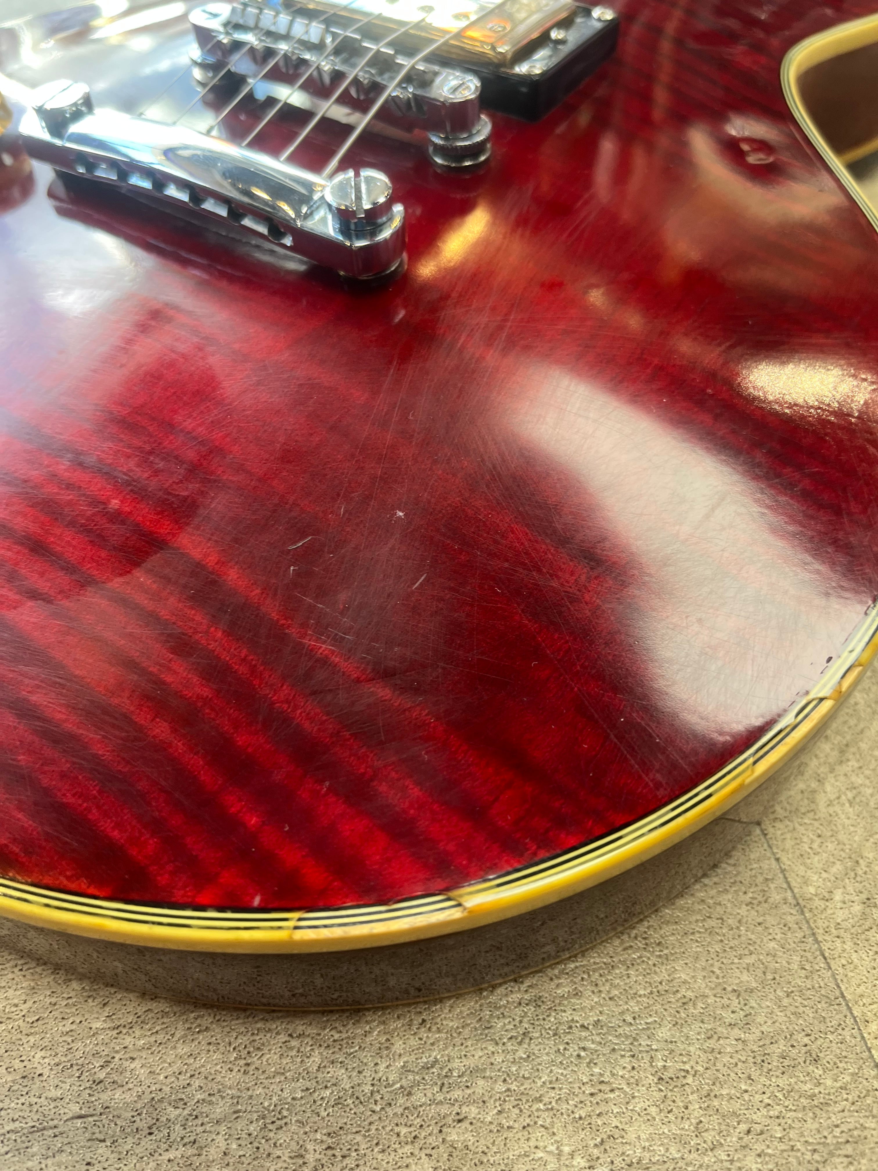 Westfield LP-Style Electric Guitar – Cherry Flame Top - Upgraded with genuine Grover machine heads for excellent tuning stability.