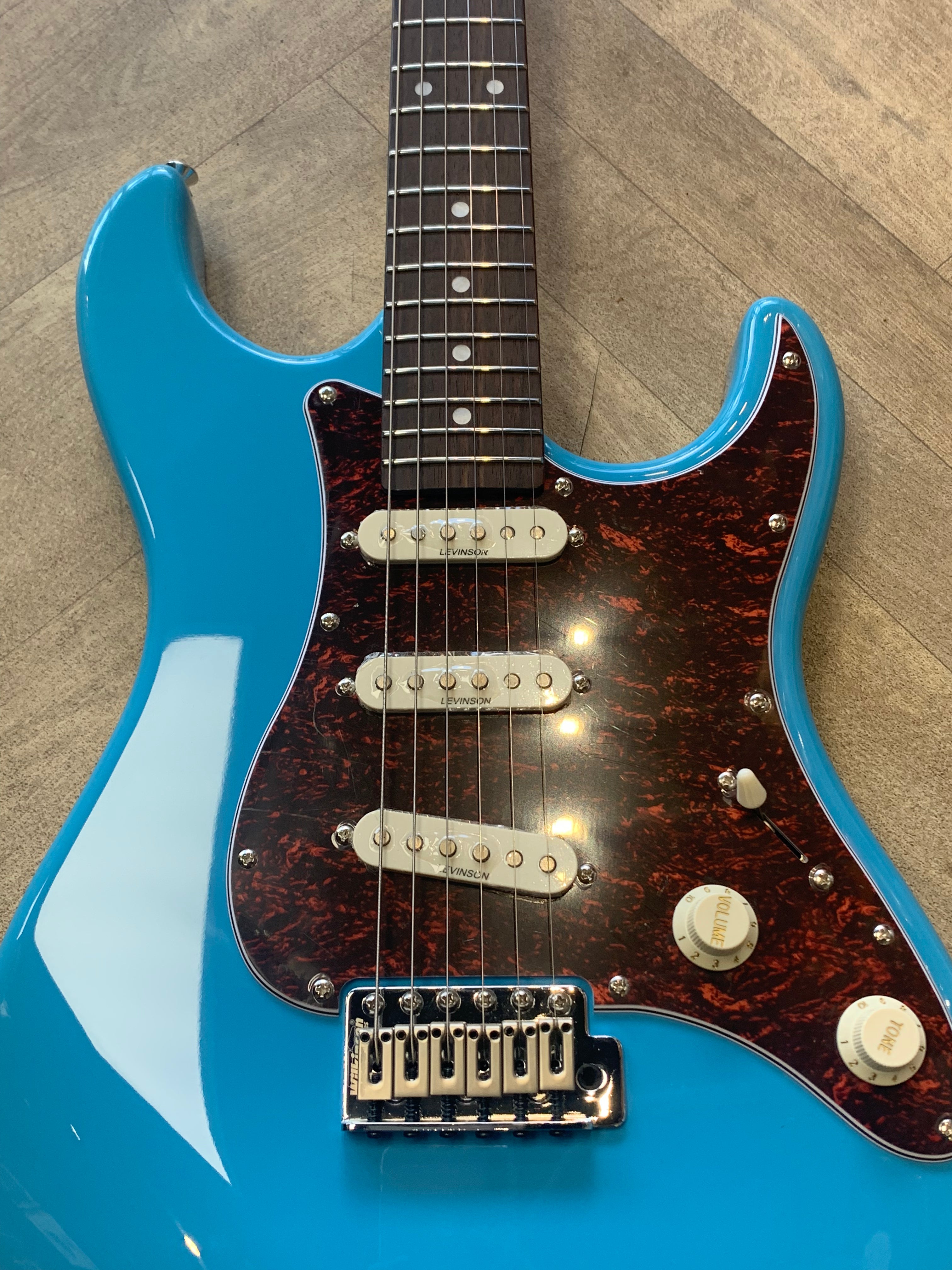 ELECTRIC GUITAR SCEPTRE VENTANA SONIC BLUE