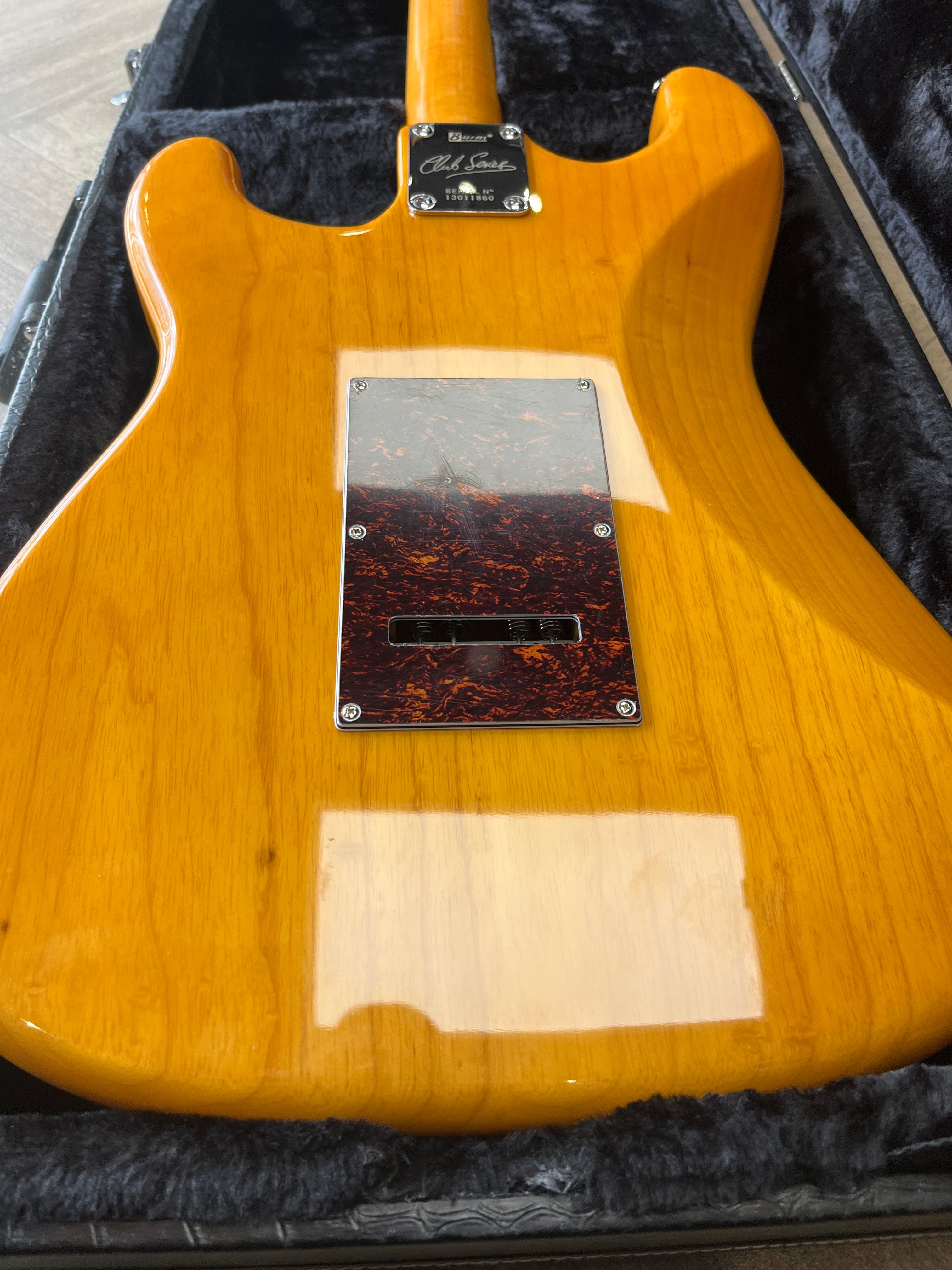 Burns King Cobra Custom – Natural – With Original Hard Case
