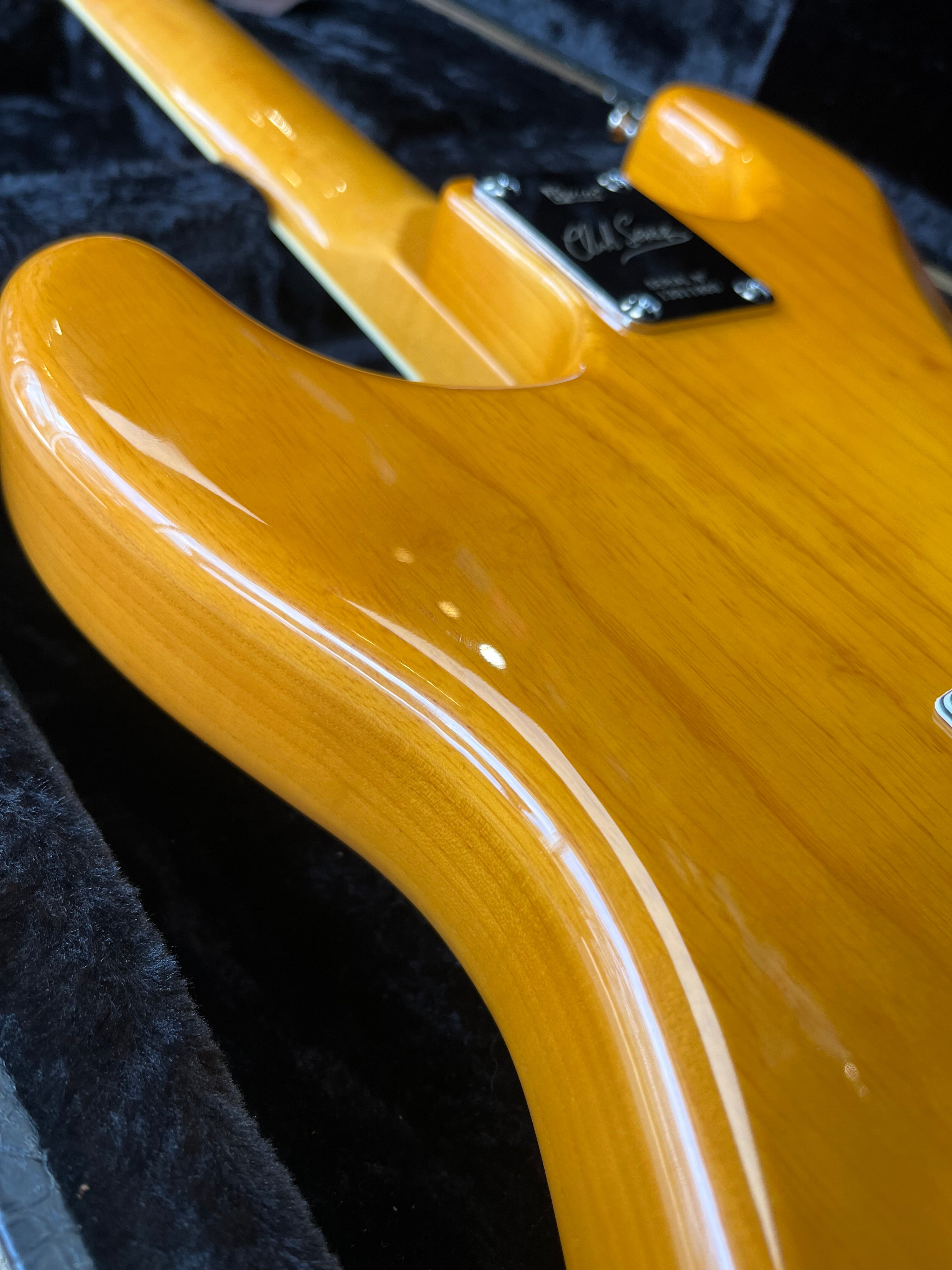 Burns King Cobra Custom – Natural – With Original Hard Case