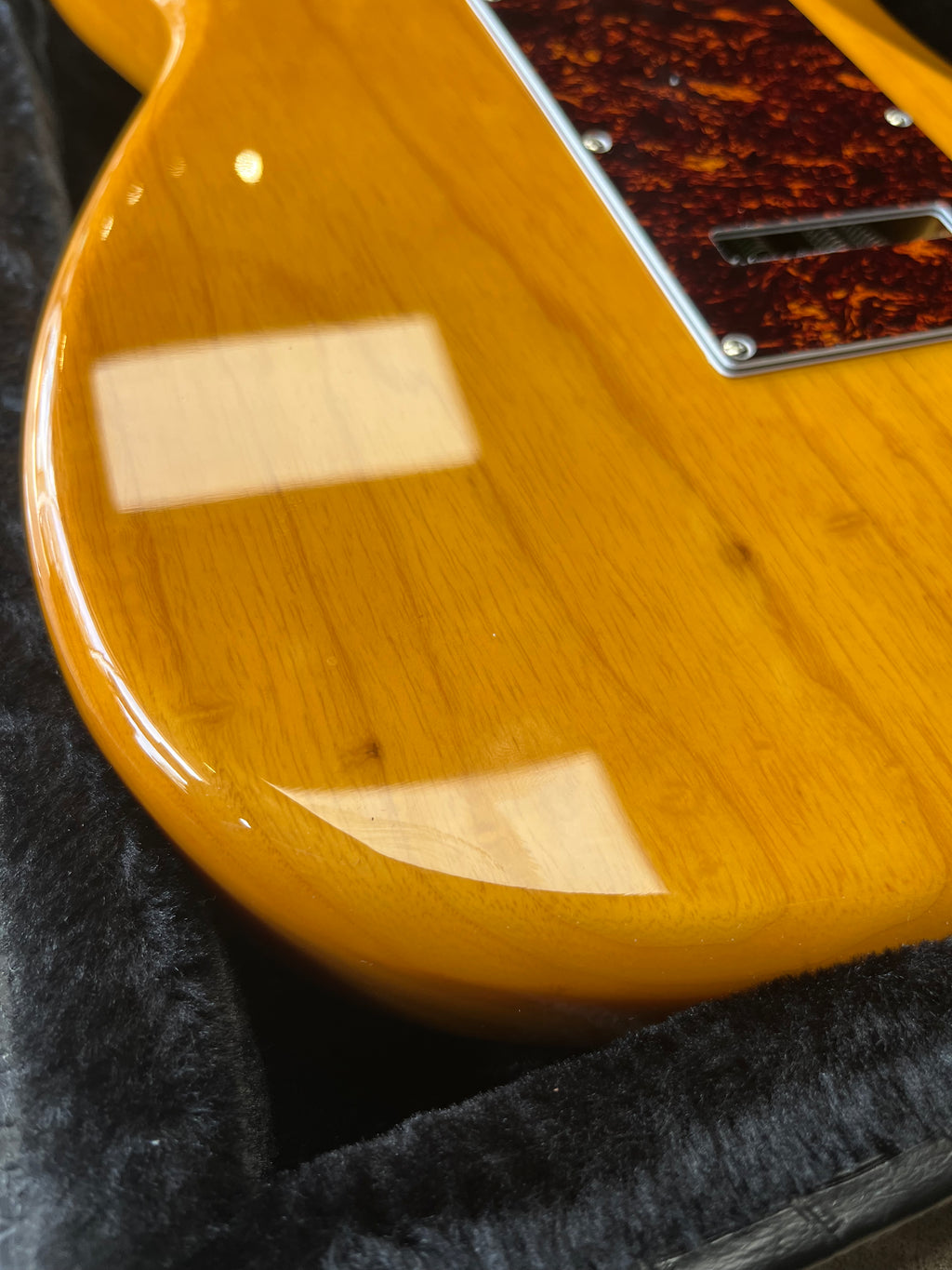 Burns King Cobra Custom – Natural – With Original Hard Case