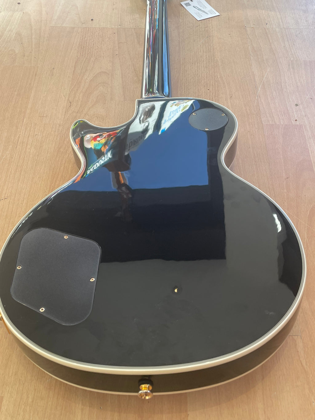 Epiphone Les Paul Custom – Black & Gold (2022)- excellent condition