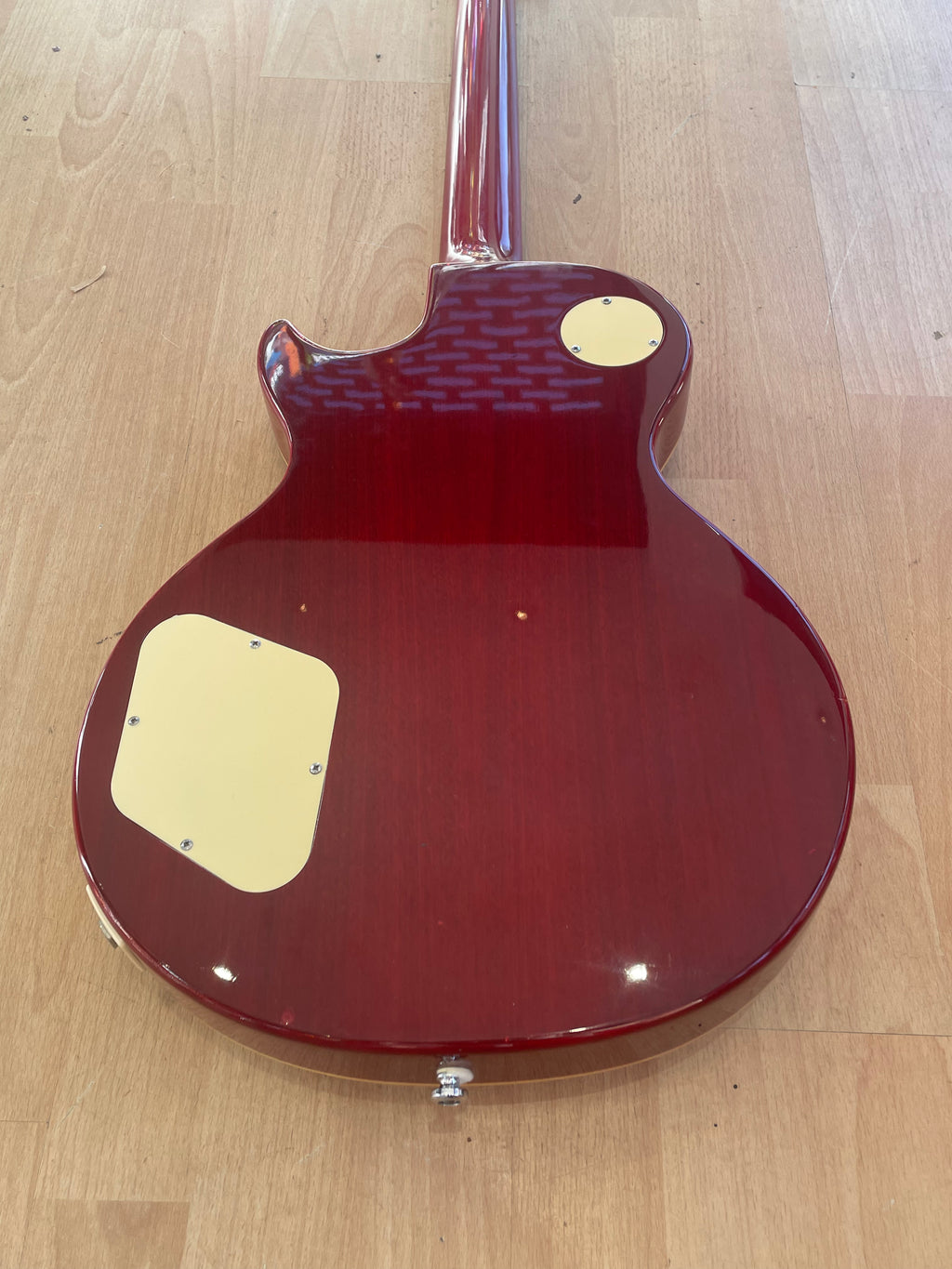 Epiphone Les Paul Standard in Cherry Flame - EXCELLENT CONDITION