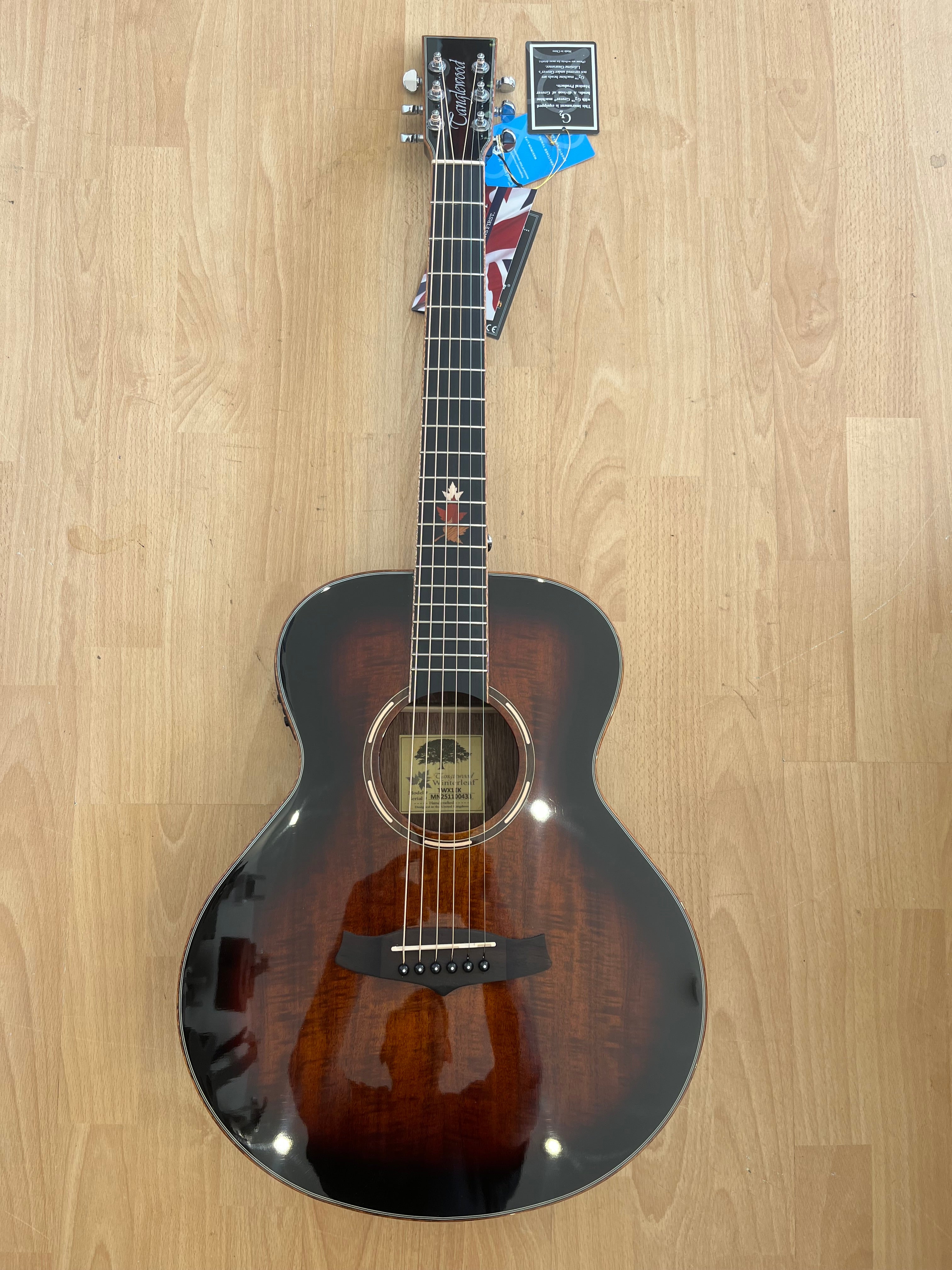 Winterleaf Exotic acoustic guitar - mini size - comfort and convenience!
