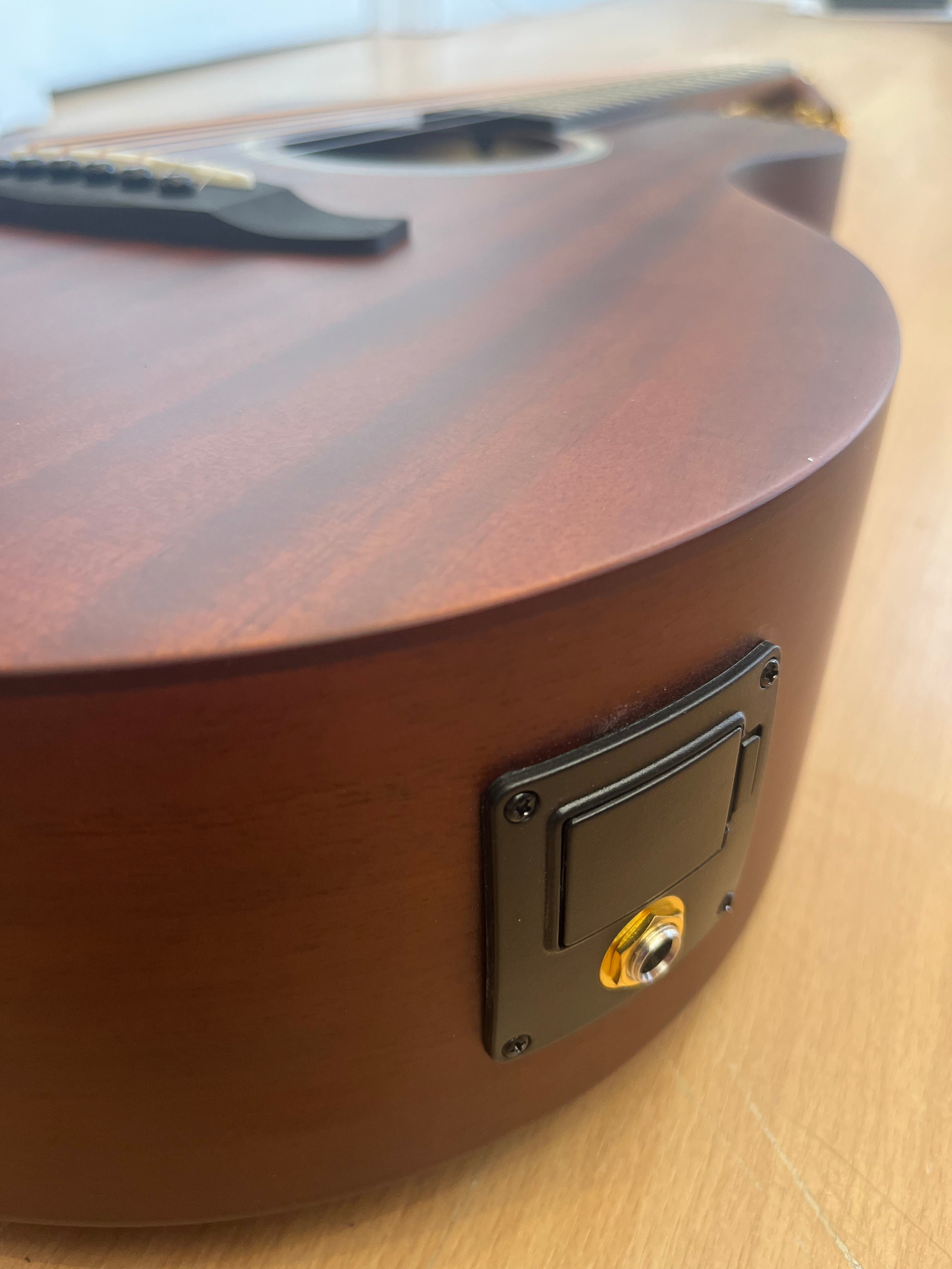 ACOUSTIC GUITAR ELEMENTAL PARLOUR - Satin Mahogony
