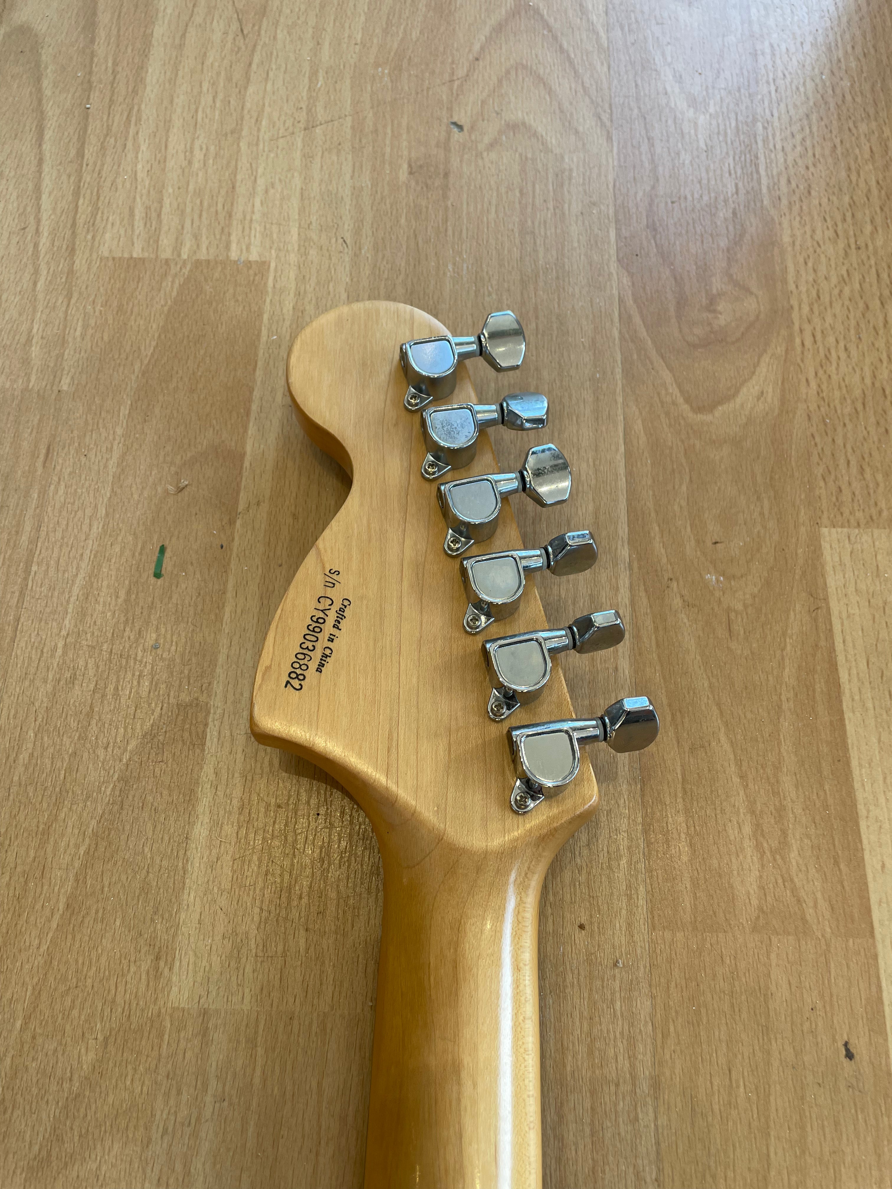 Standard Series Squier Stratocaster in Red - Great Condition