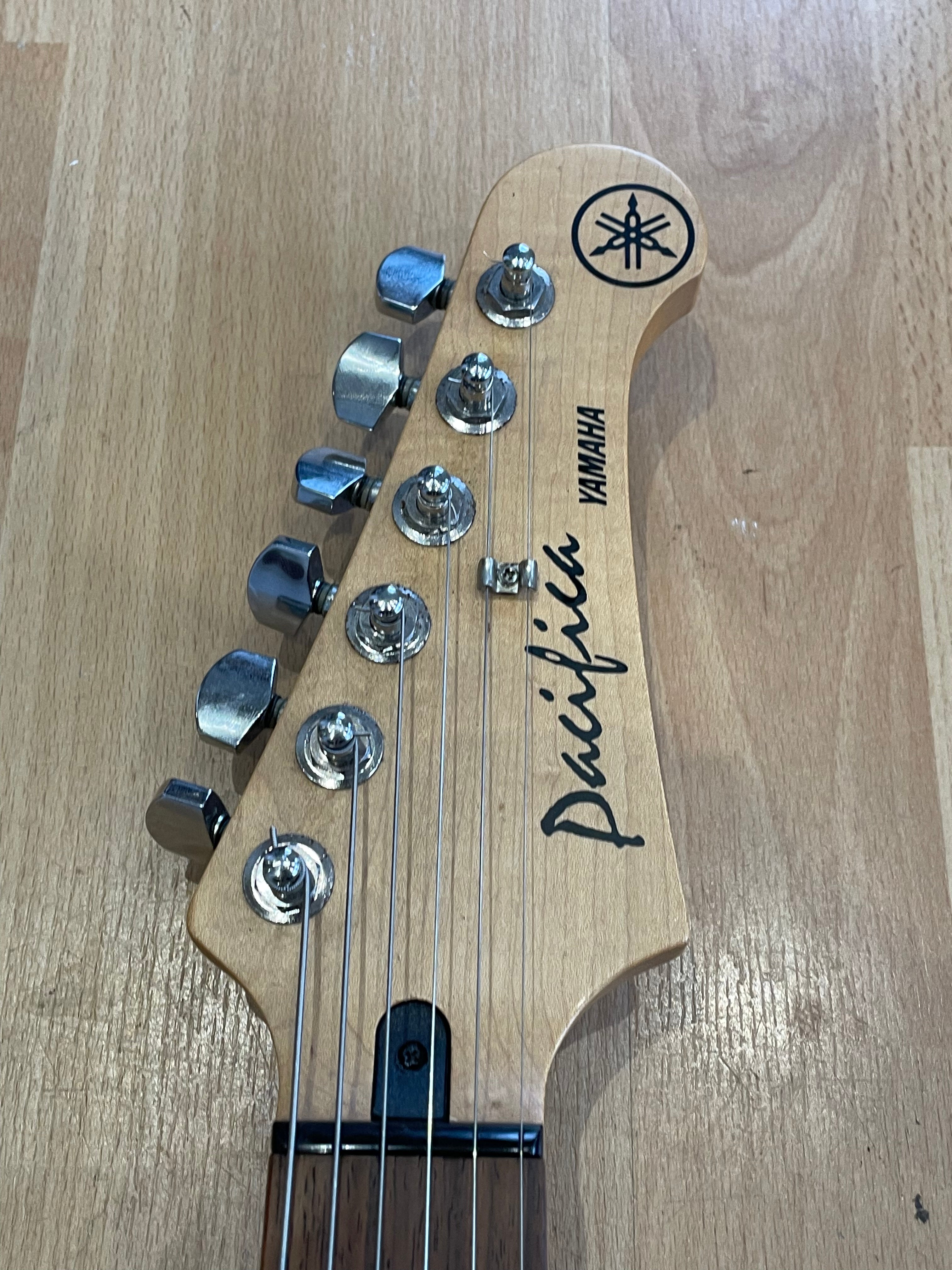 Yamaha Pacifica 112 - Great Condition