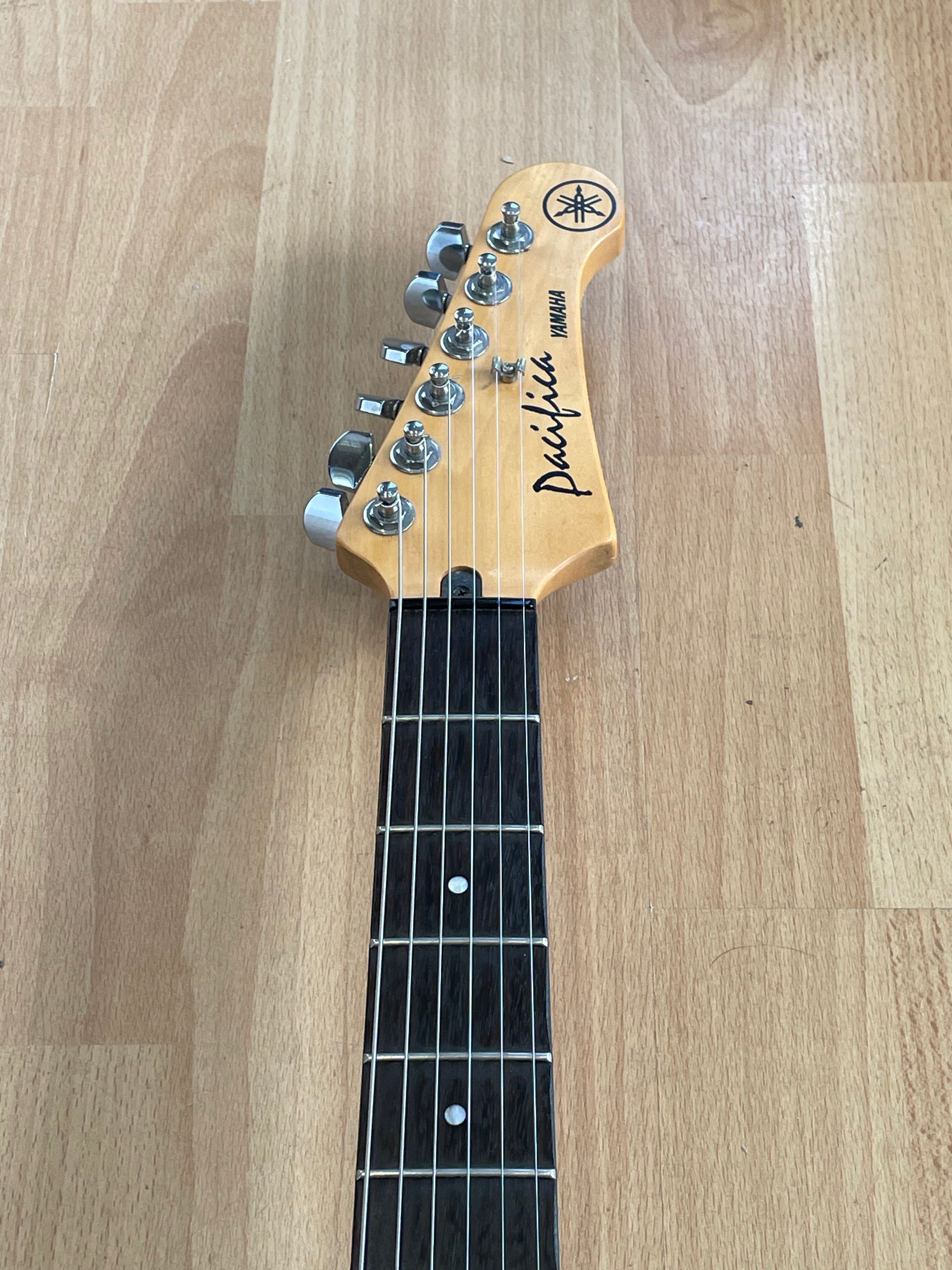 Yamaha Pacifica 112 Electric Guitar Natural Finish - Great Condition