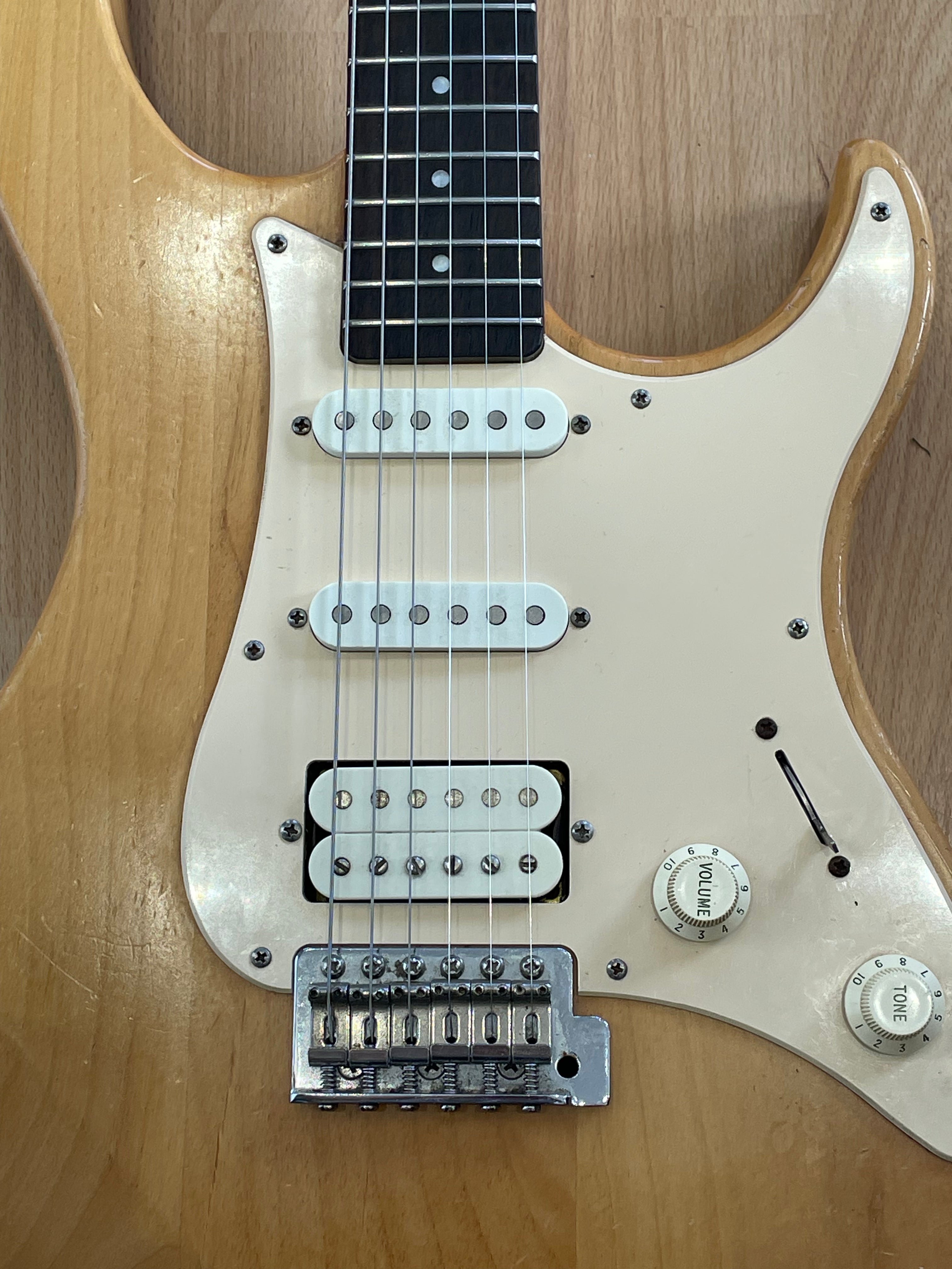 Yamaha Pacifica 112 Electric Guitar Natural Finish - Great Condition