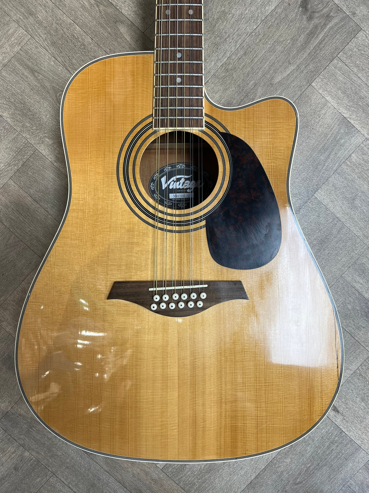 Vintage VEC500-12 12-String Electro-Acoustic Guitar – Natural – Pre-Owned