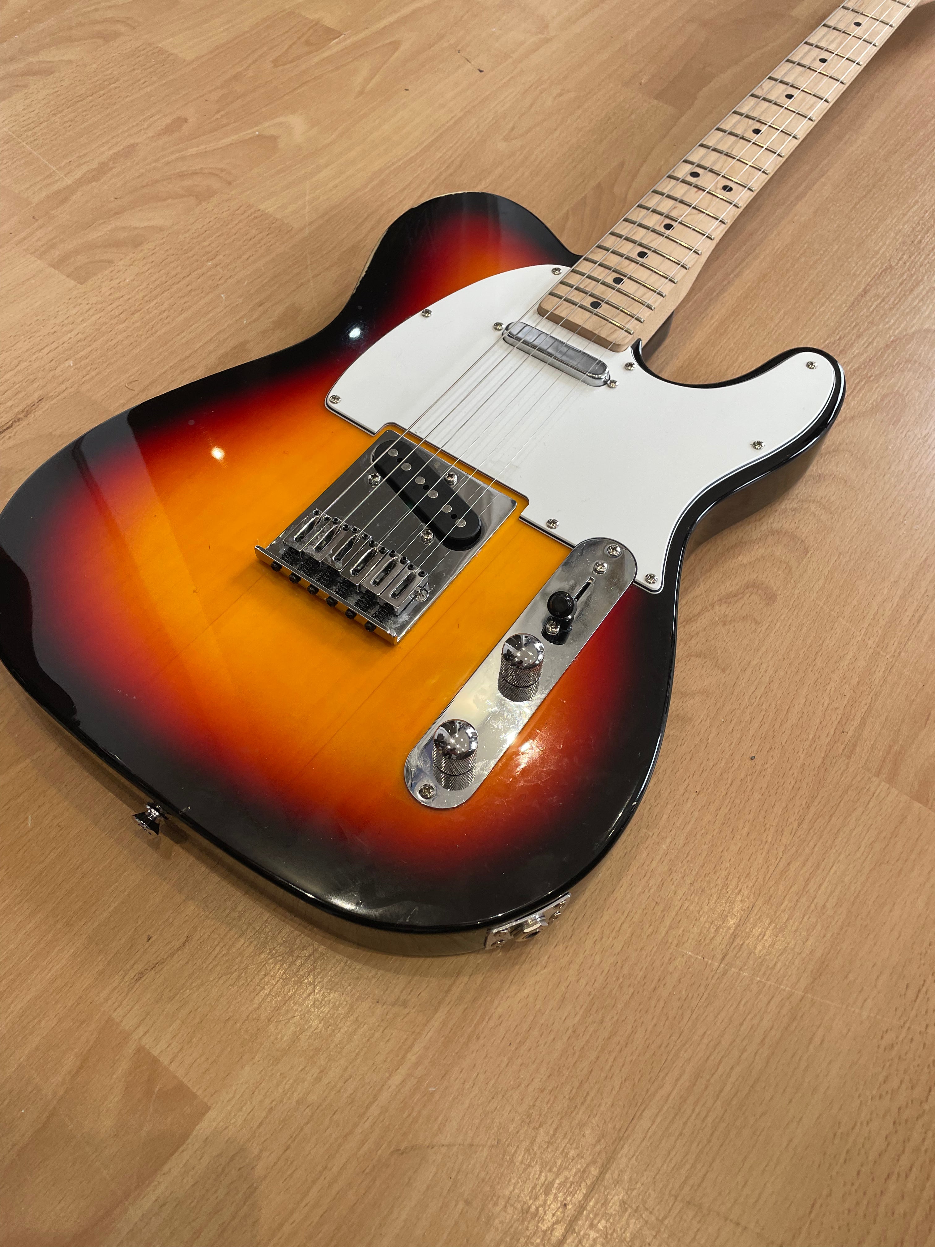 Fender Squier Telecaster Sunburst - Good Condition