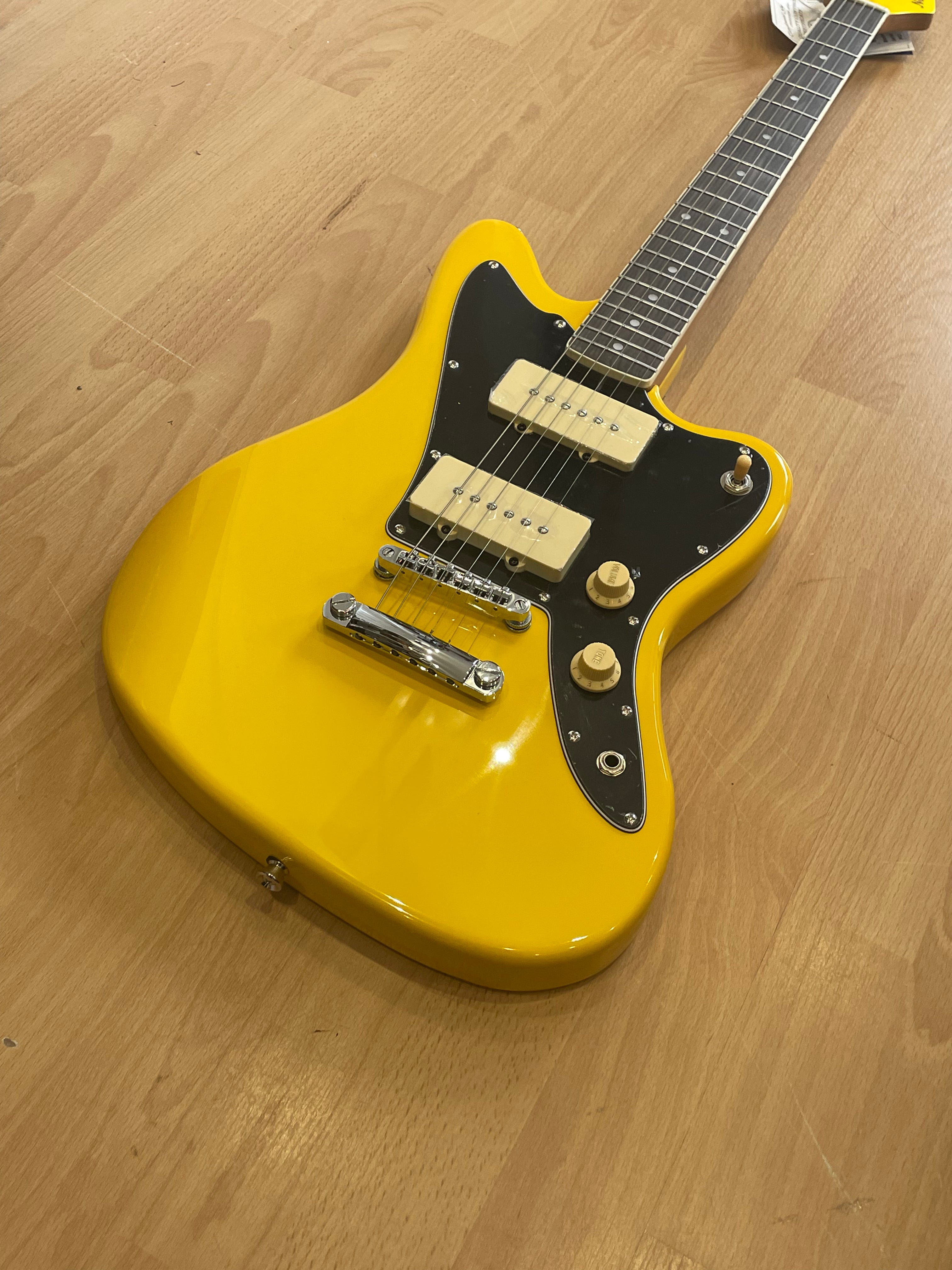 ELECTRIC GUITAR NORTHSTAR PRO BLUES COMMANDER GRAFITTI YELLOW