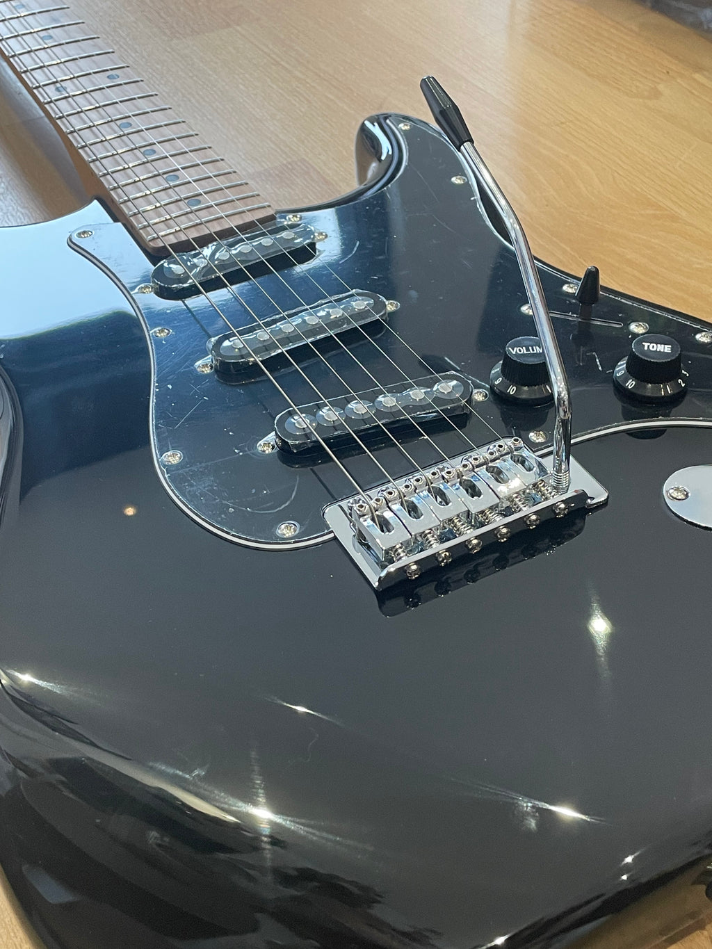 ELECTRIC GUITAR NORTHSTAR DOUBLE CUT GLOSS BLACK