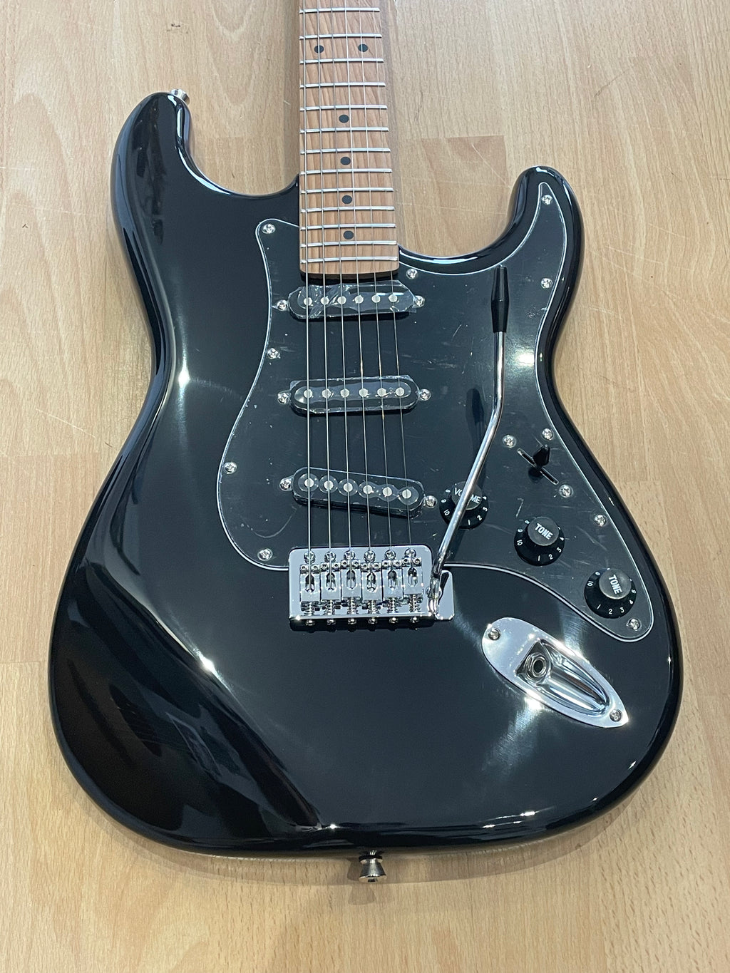 ELECTRIC GUITAR NORTHSTAR DOUBLE CUT GLOSS BLACK