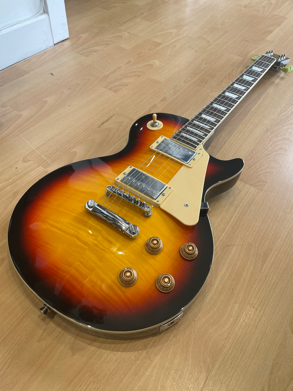 ELECTRIC GUITAR NORTHSTAR PRO SET NECK TOBACCO BURST