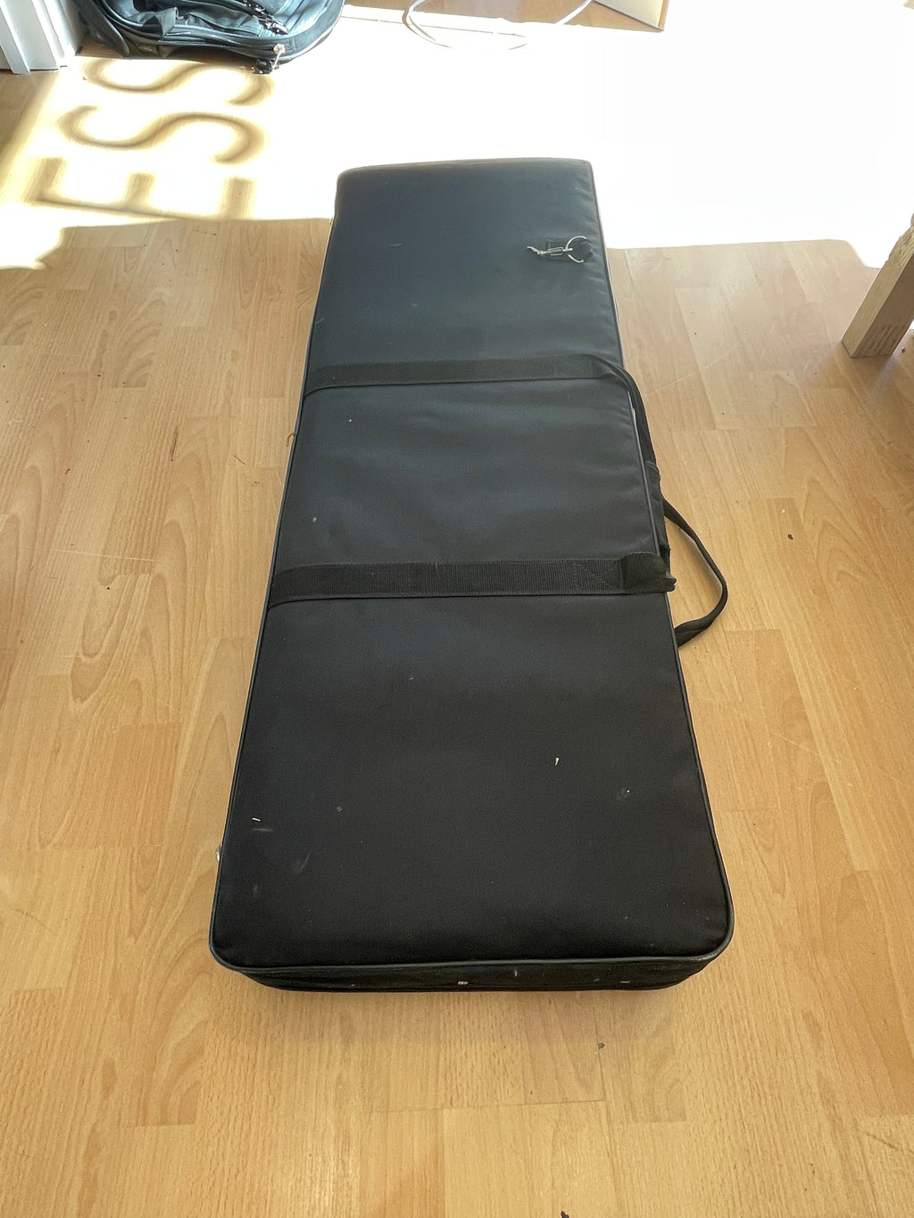 VOYAGER Left Handed S-Style Guitar Case- Semi-Hard Case- Good Condition