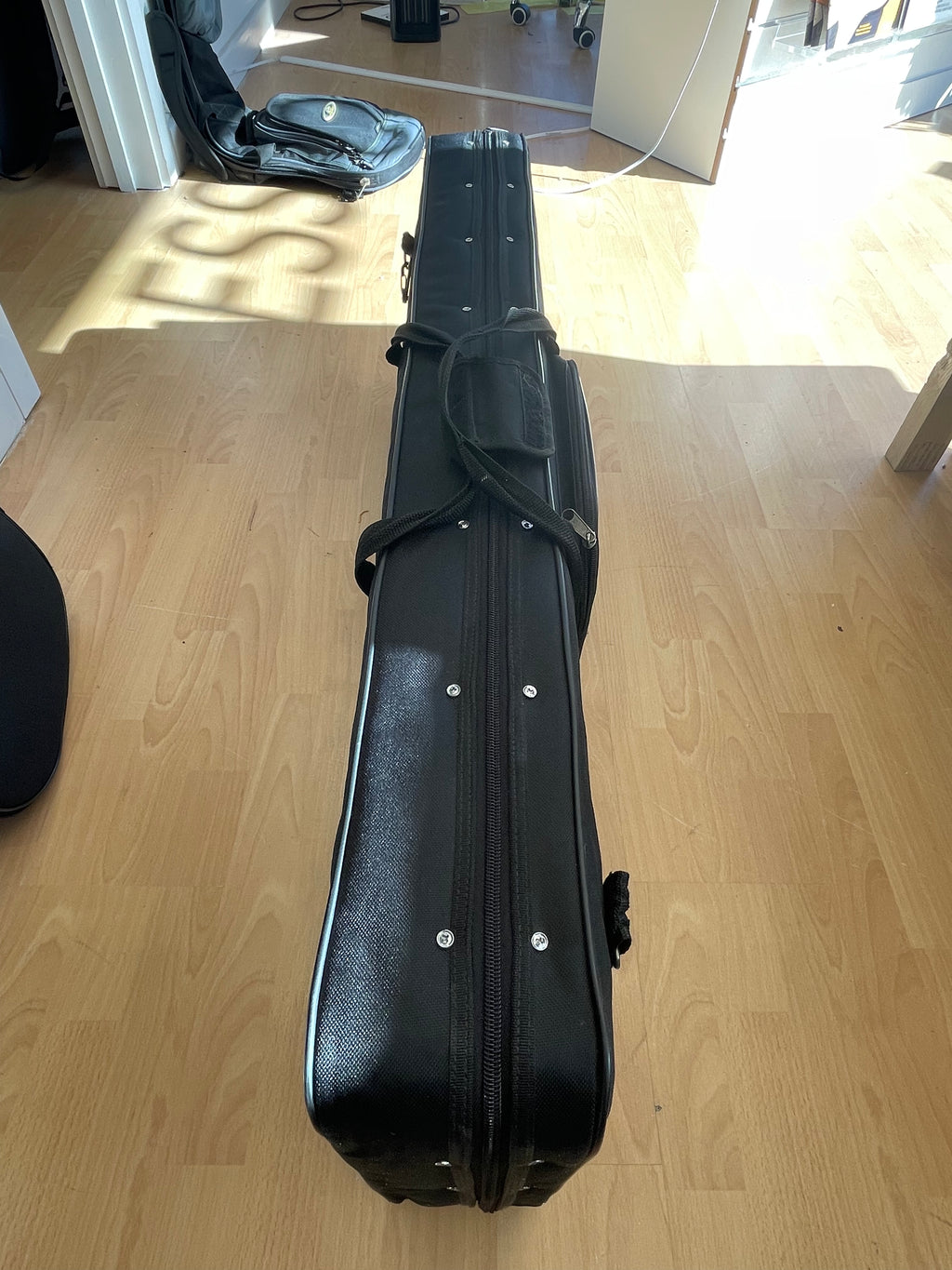 VOYAGER Left Handed S-Style Guitar Case- Semi-Hard Case- Good Condition