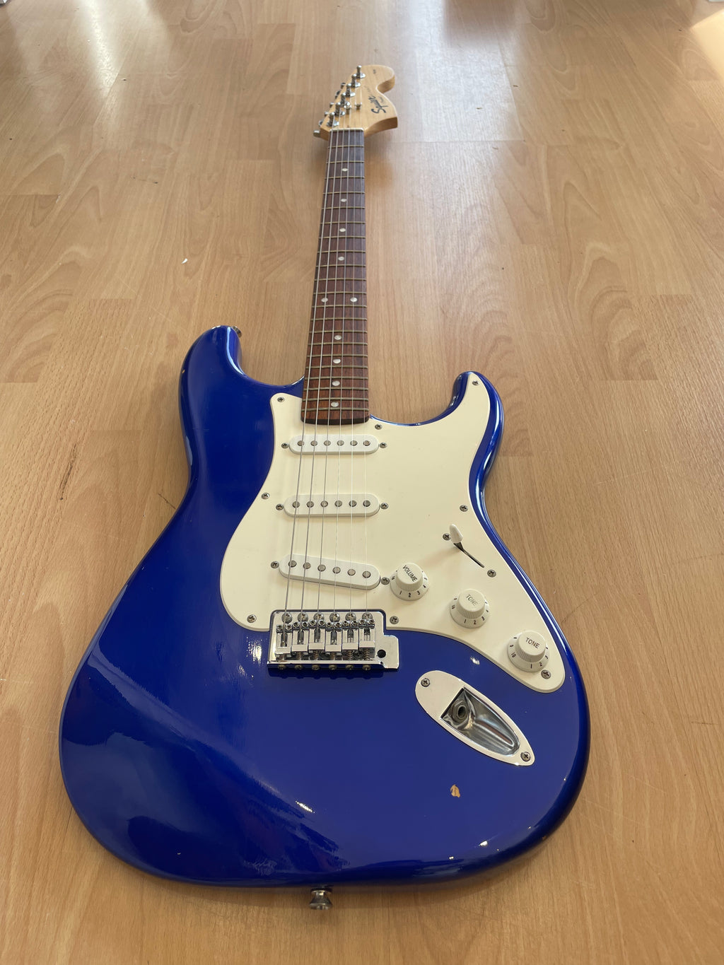 Squier Affinity Series Stratocaster in Royal Blue- Great Condition