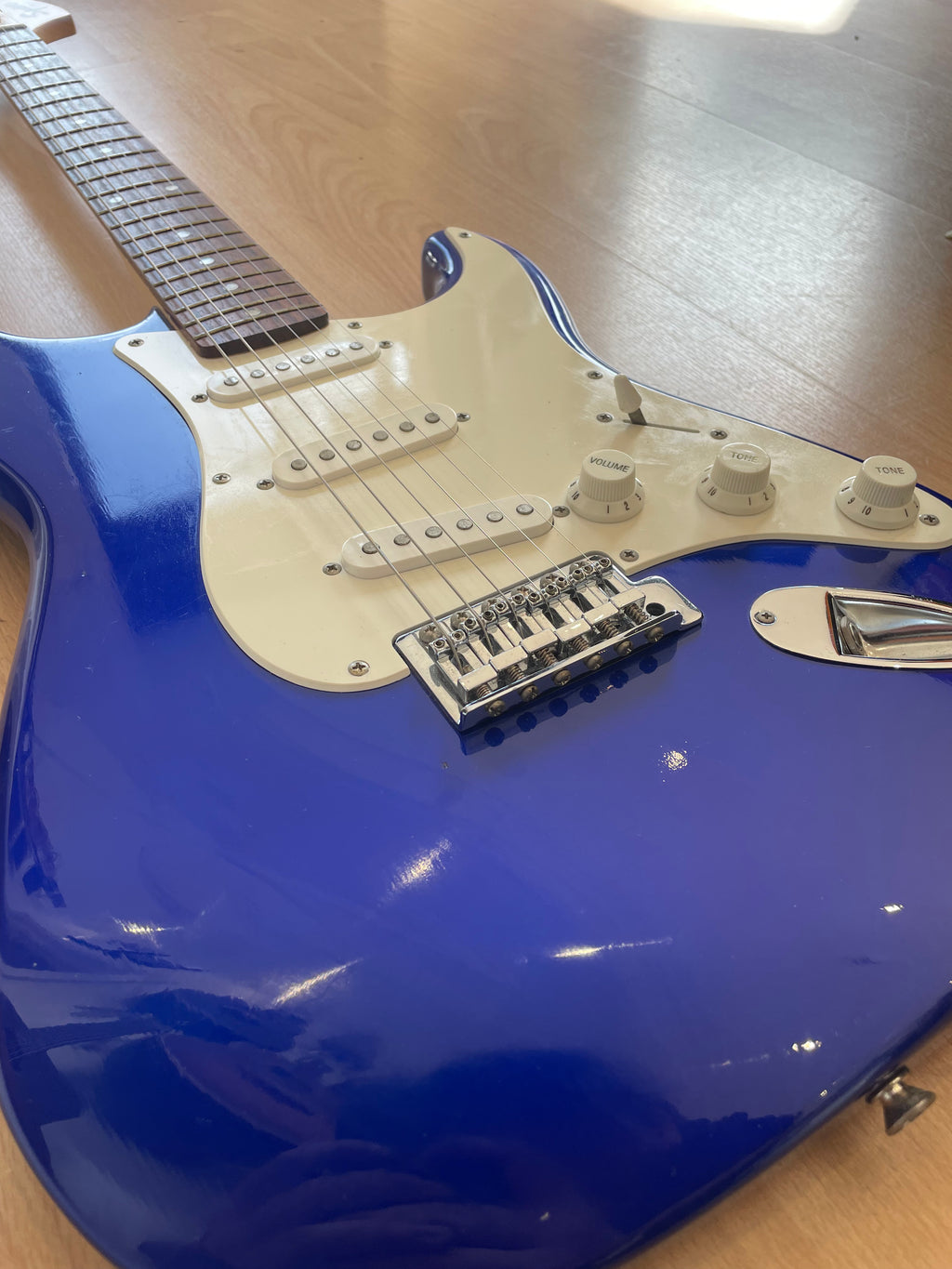 Squier Affinity Series Stratocaster in Royal Blue- Great Condition