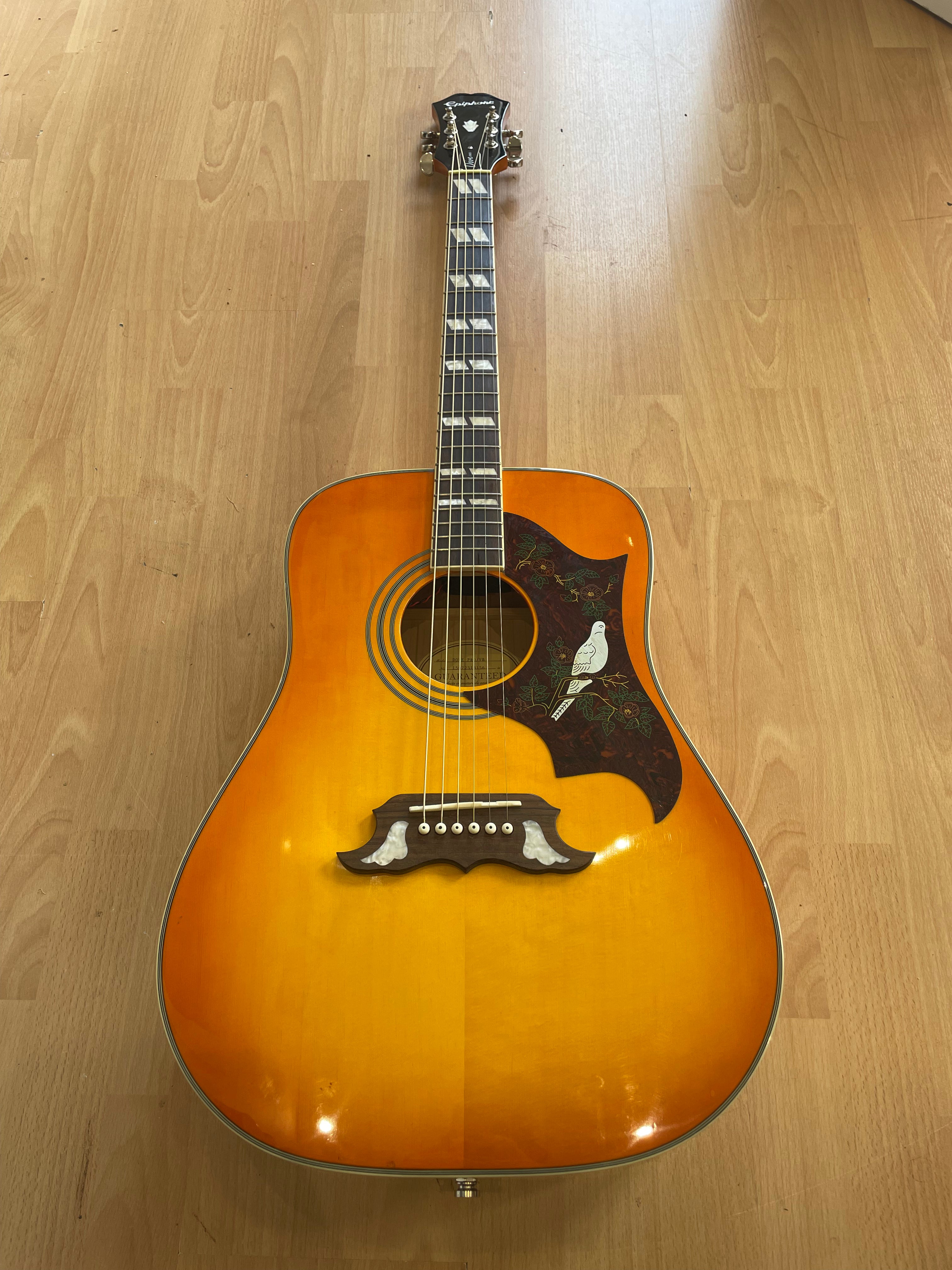 Epiphone Dove Pro Electro Acoustic Guitar- Great Condittion