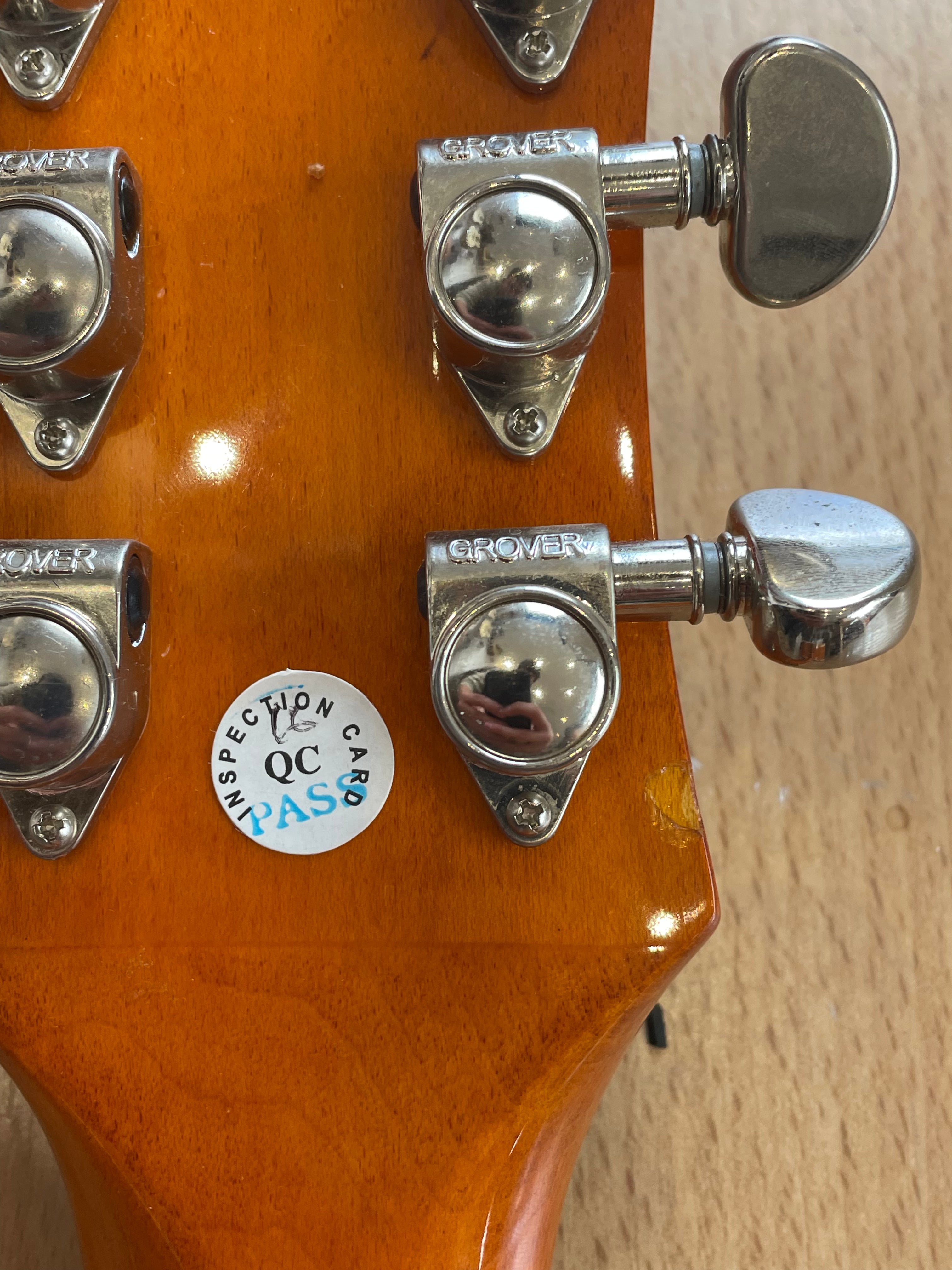 Epiphone Dove Pro Electro Acoustic Guitar- Great Condittion