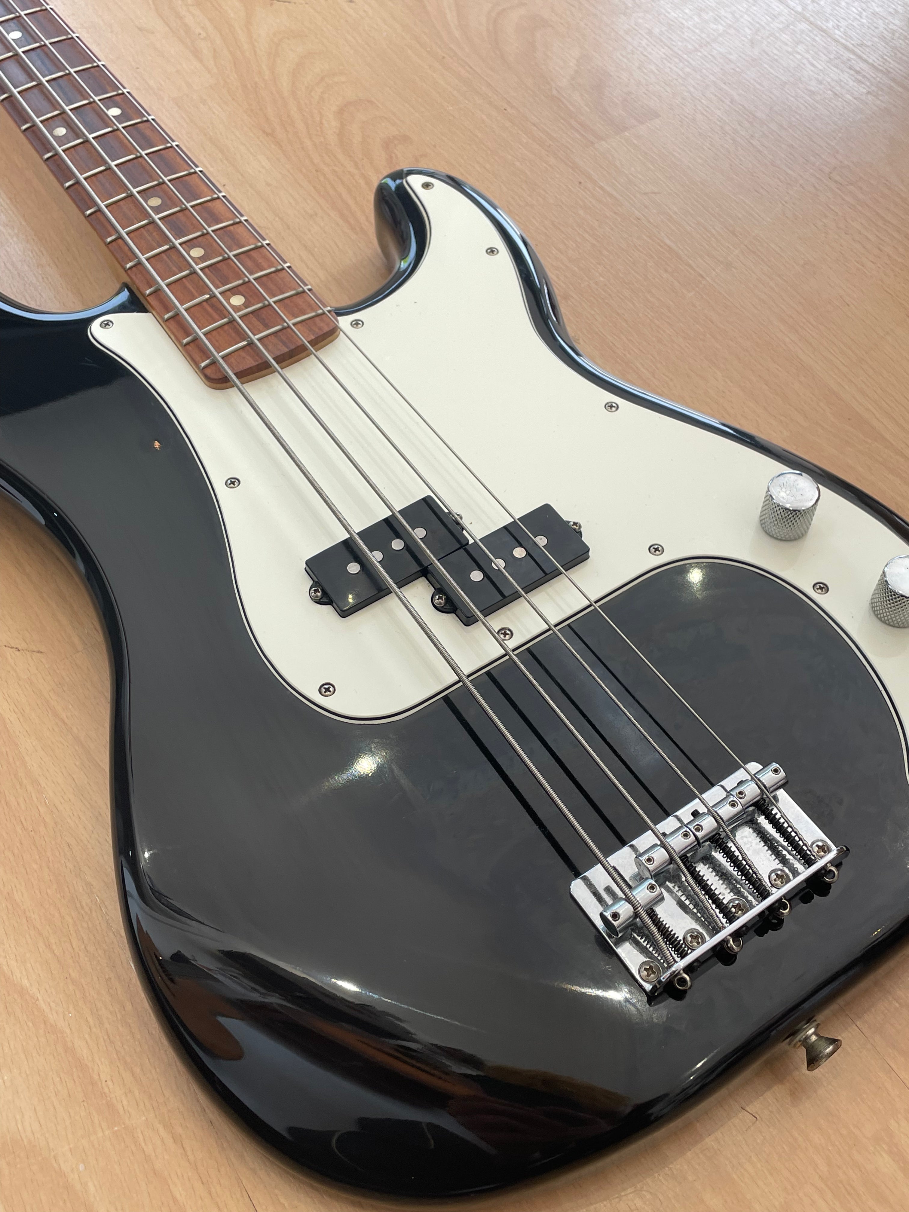 Fender Player Precision Bass – Made in Mexico (2019) MX19199605