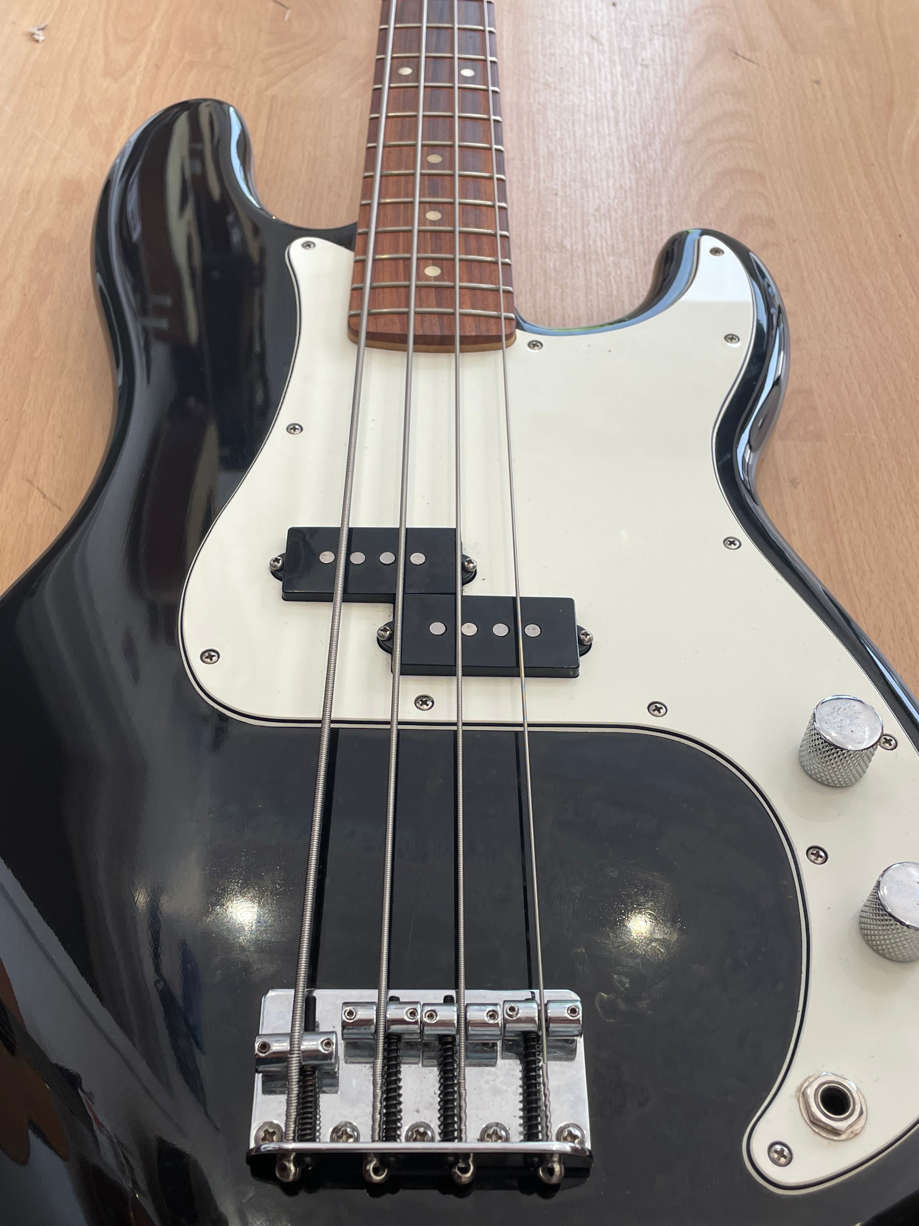 Fender Player Precision Bass – Made in Mexico (2019) MX19199605