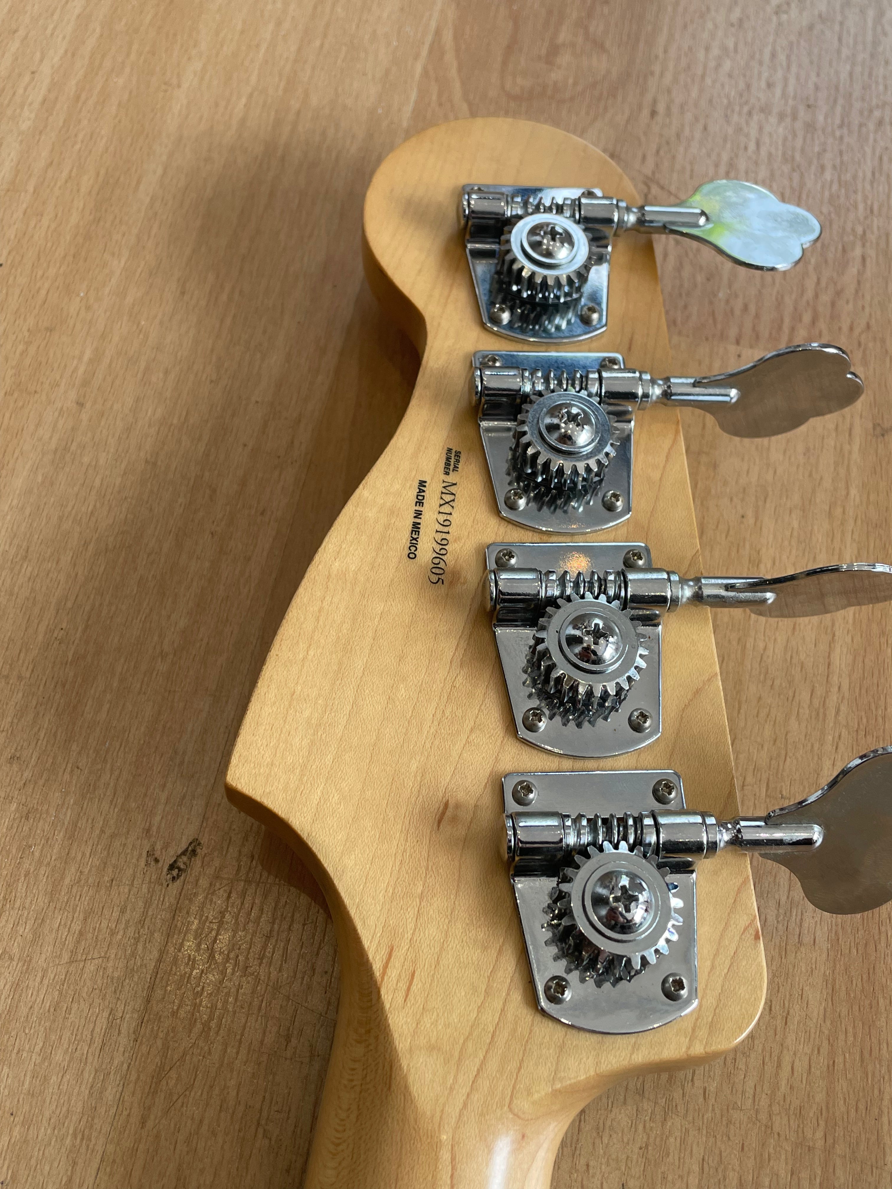 Fender Player Precision Bass – Made in Mexico (2019) MX19199605