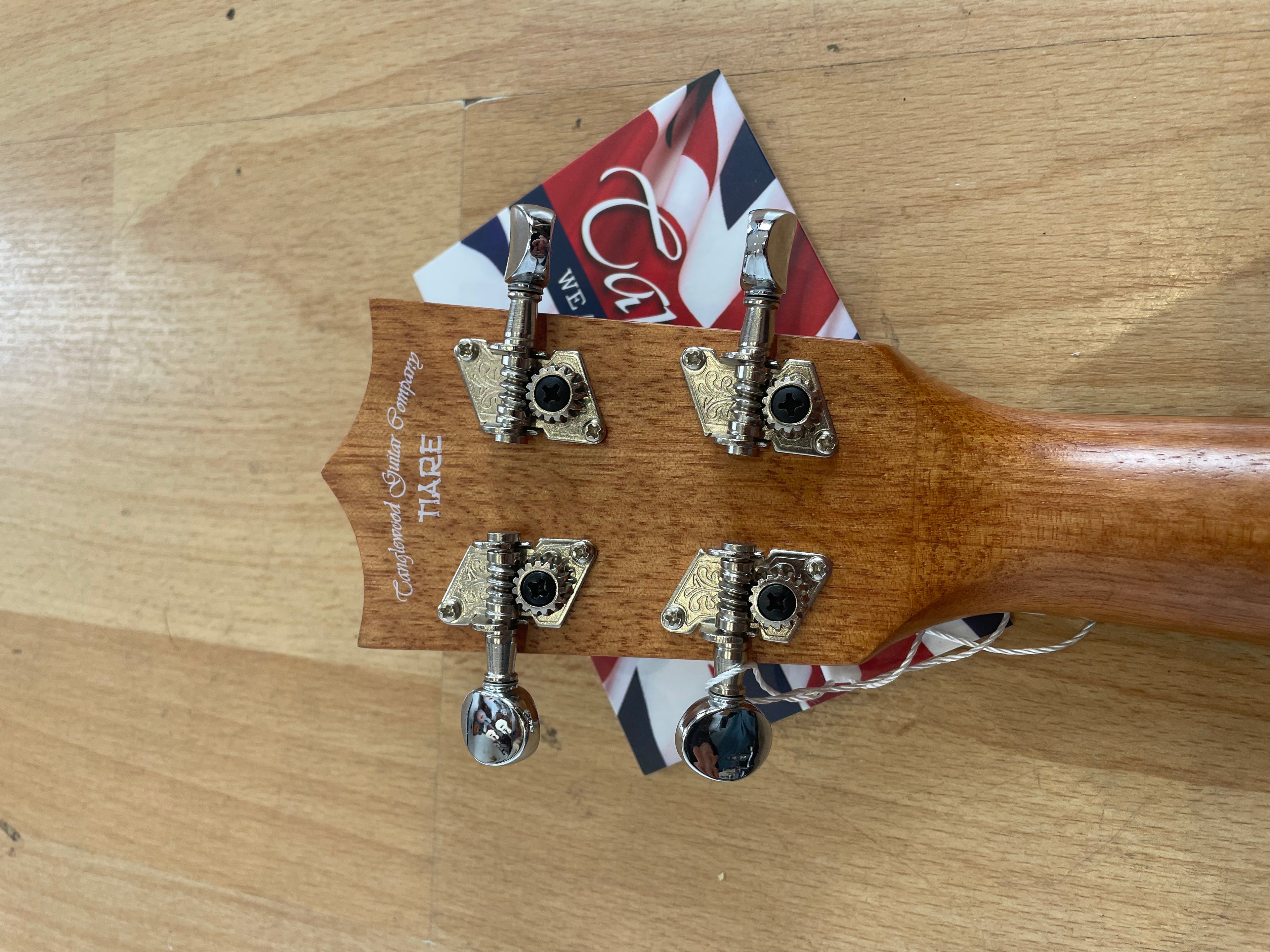 CONCERT UKULELE SPRUCE AND MAHOGANY -  TANGLEWOOD TIARE TWT4