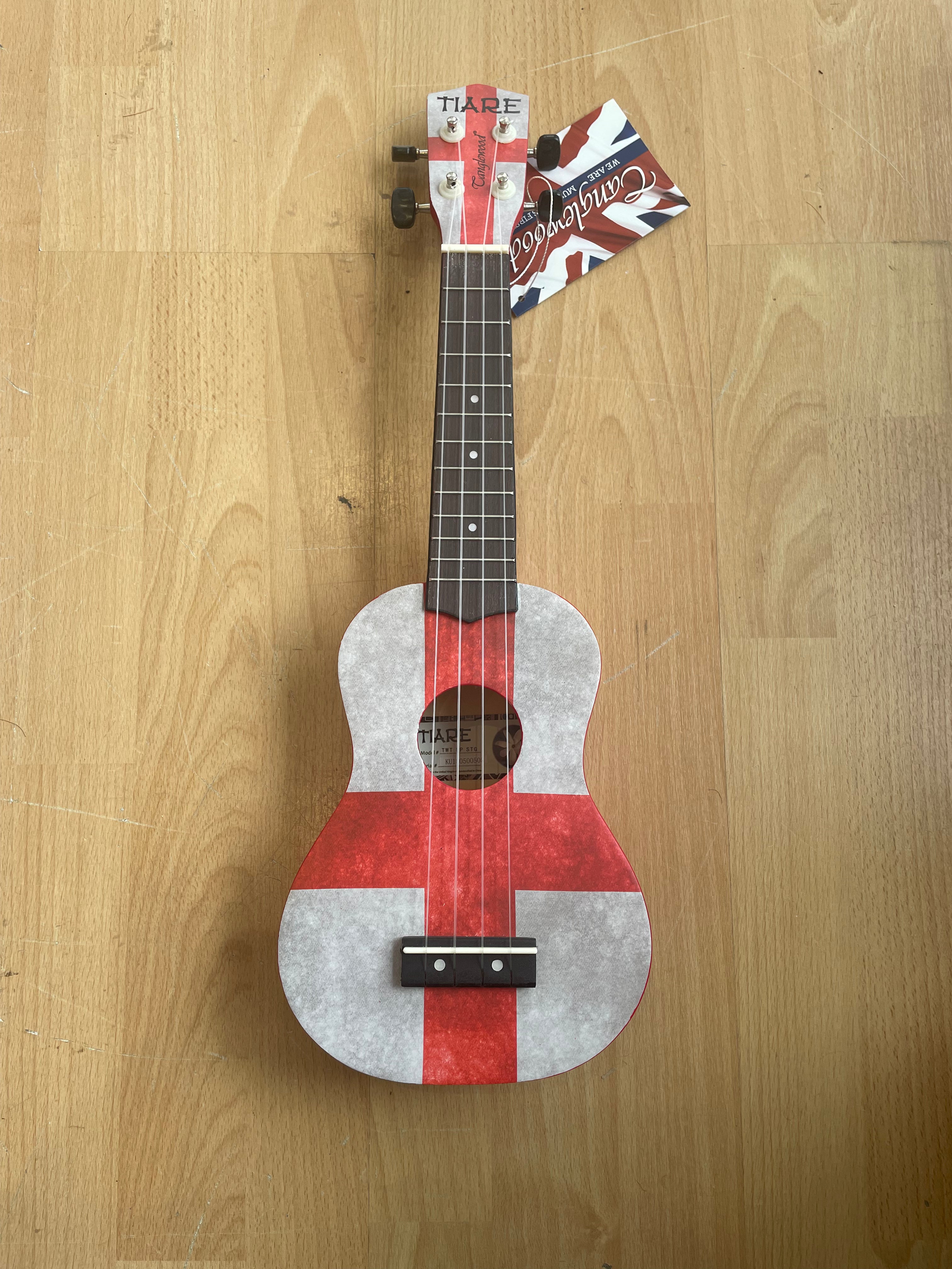 UKULELE TIARE SOPRANO PACK ST GEORGE