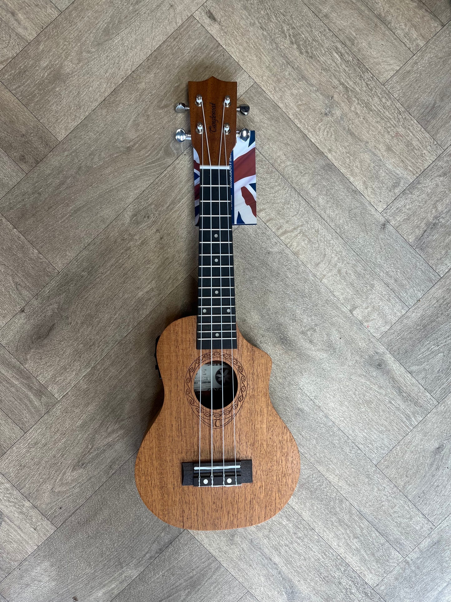 Tanglewood Tiare Ukulele - Soprano with cutaway - mahogany finish