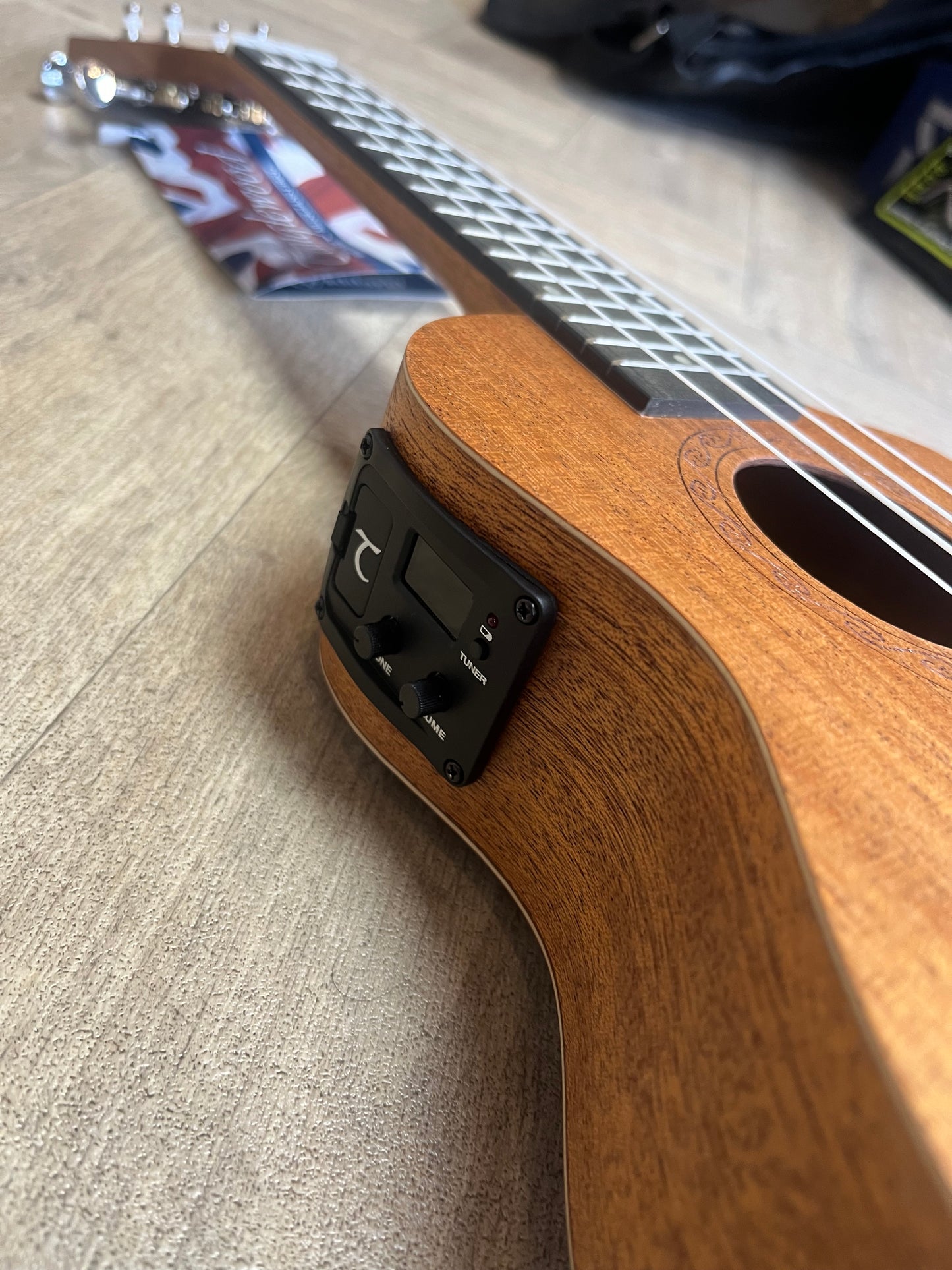 Tanglewood Tiare Ukulele - Soprano with cutaway - mahogany finish